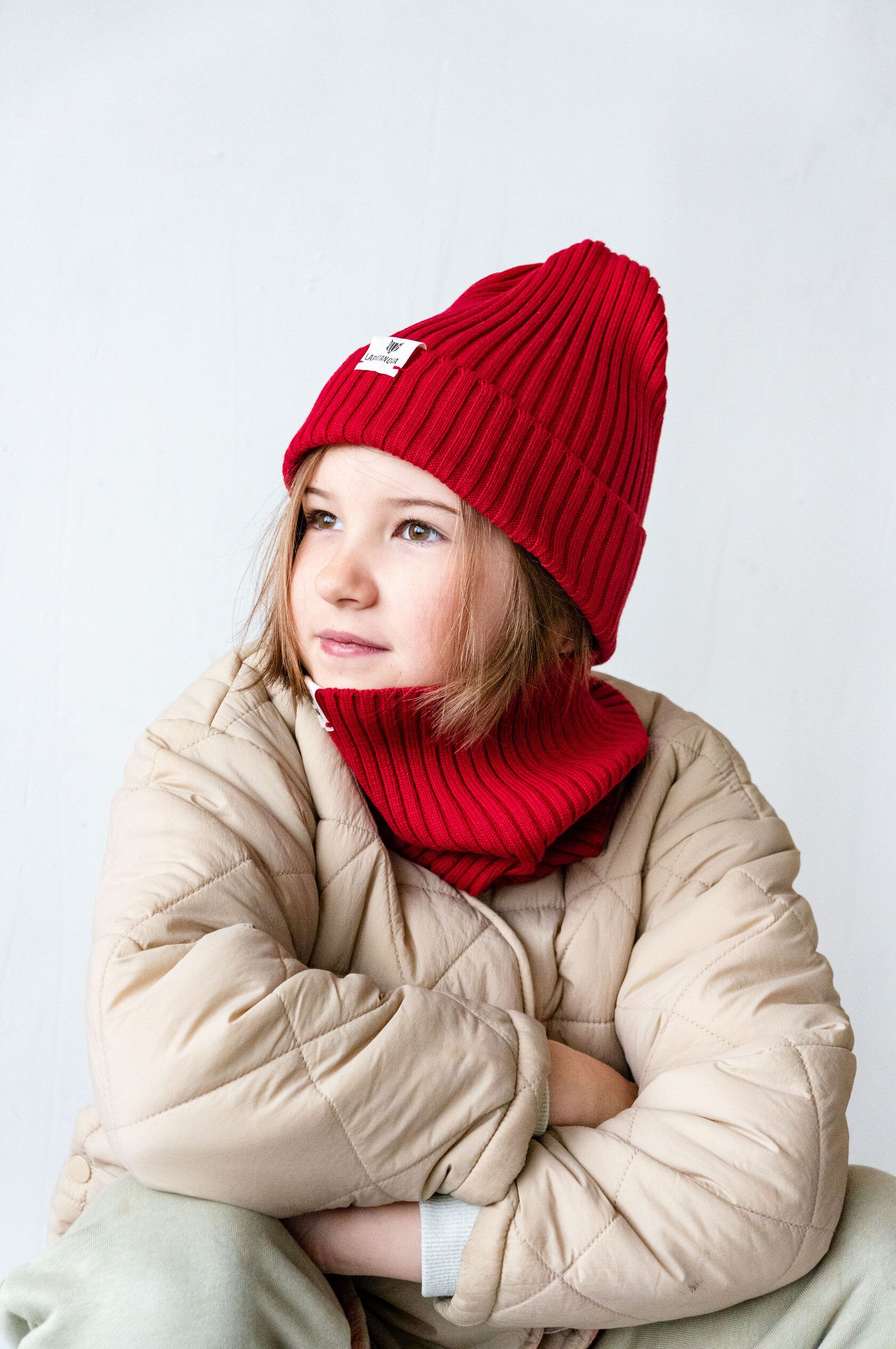 Шапка детская красный L(4-6 лет)