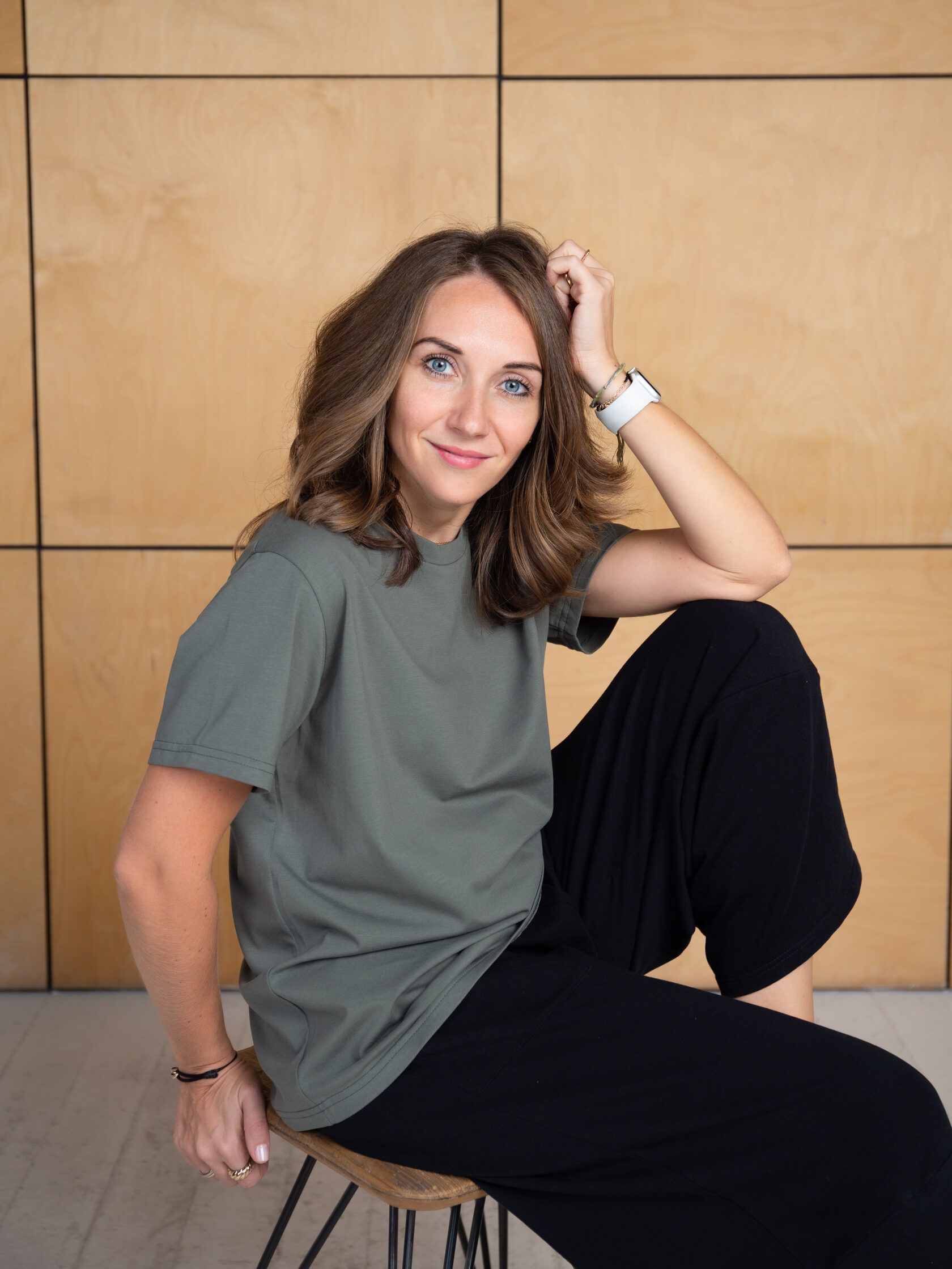 Футболка базовая хаки M-L