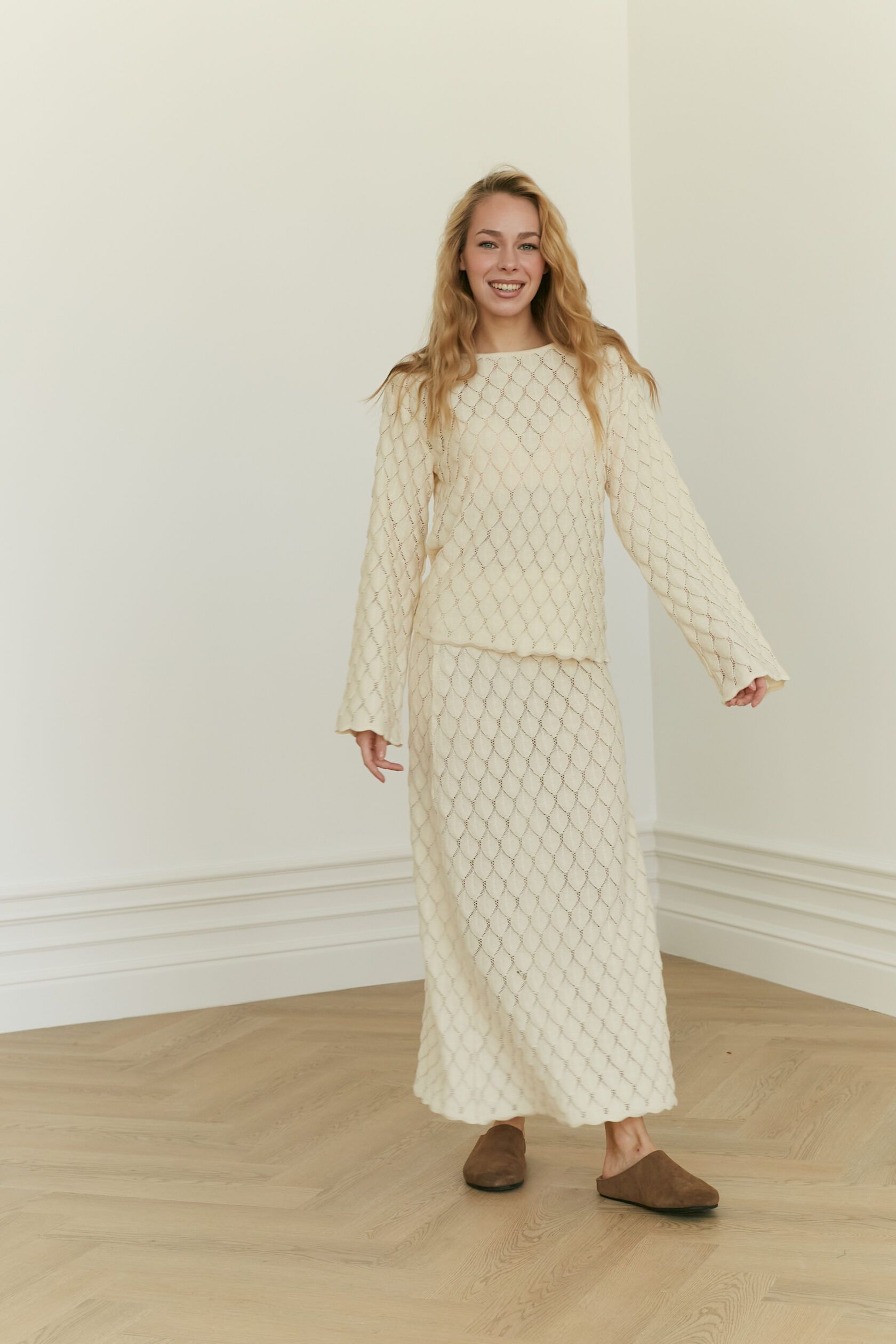 Лонгслив трикотажный ажур Листочки ваниль S-M