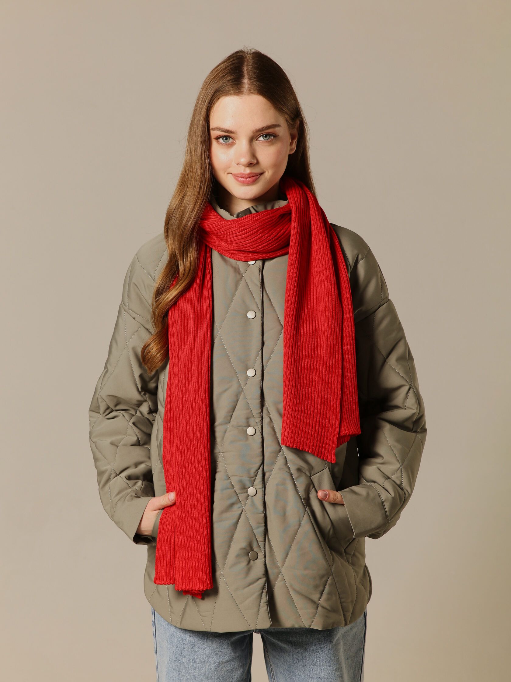 Шарф взрослый алый undefined