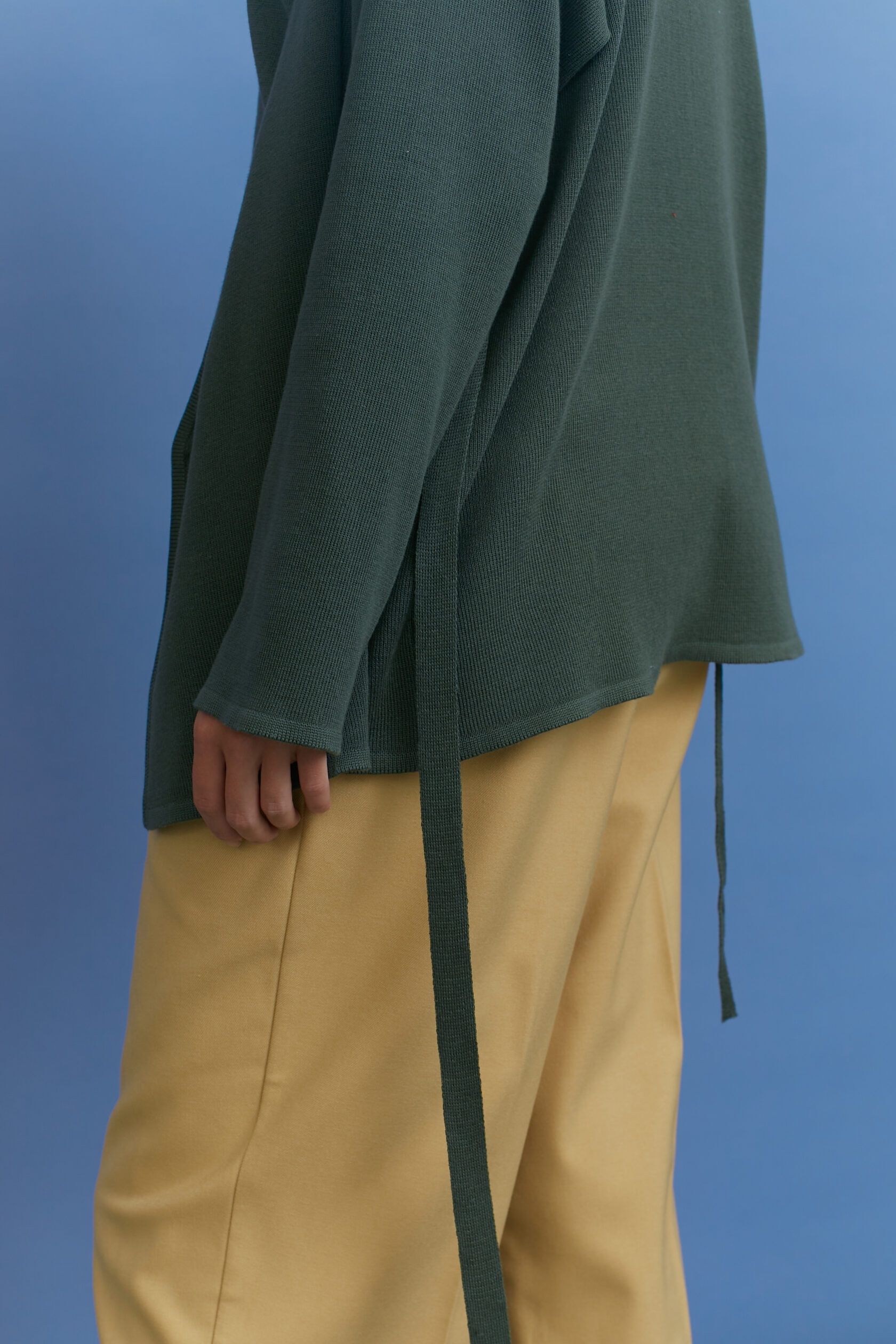 Кардиган трикотажный на завязках зеленая полынь S-L