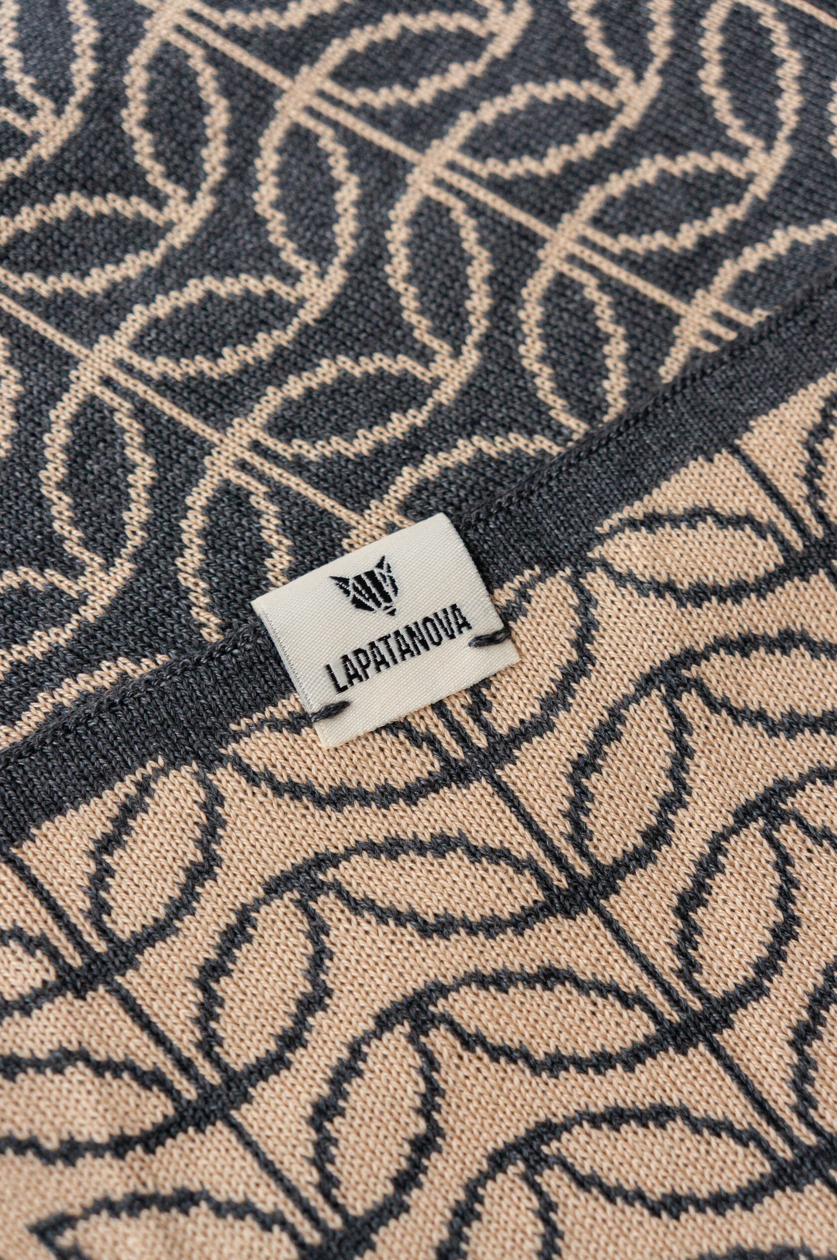 Шарф взрослый Листочки маренго-беж one size