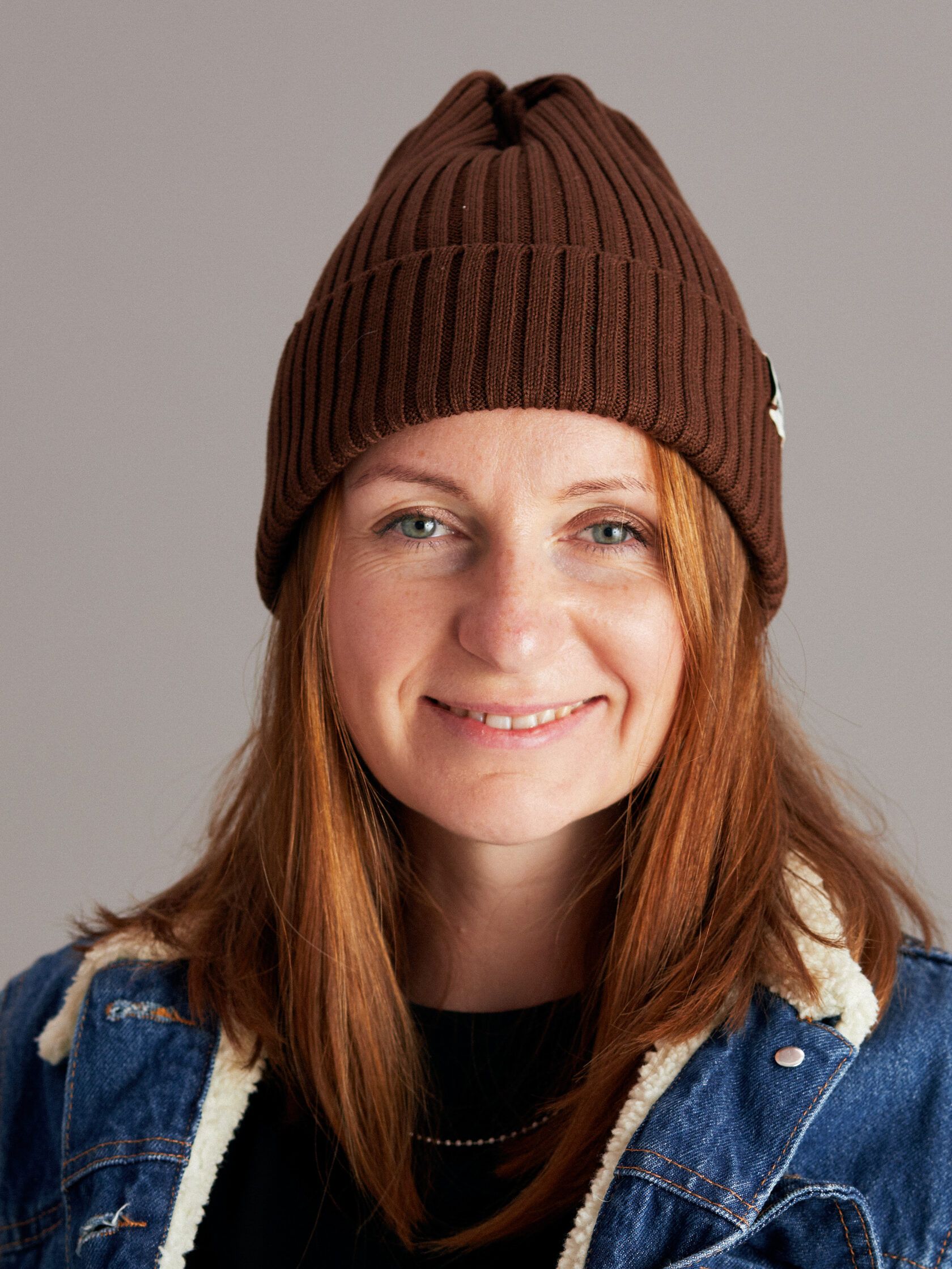 Шапка взрослая шоколад S-L