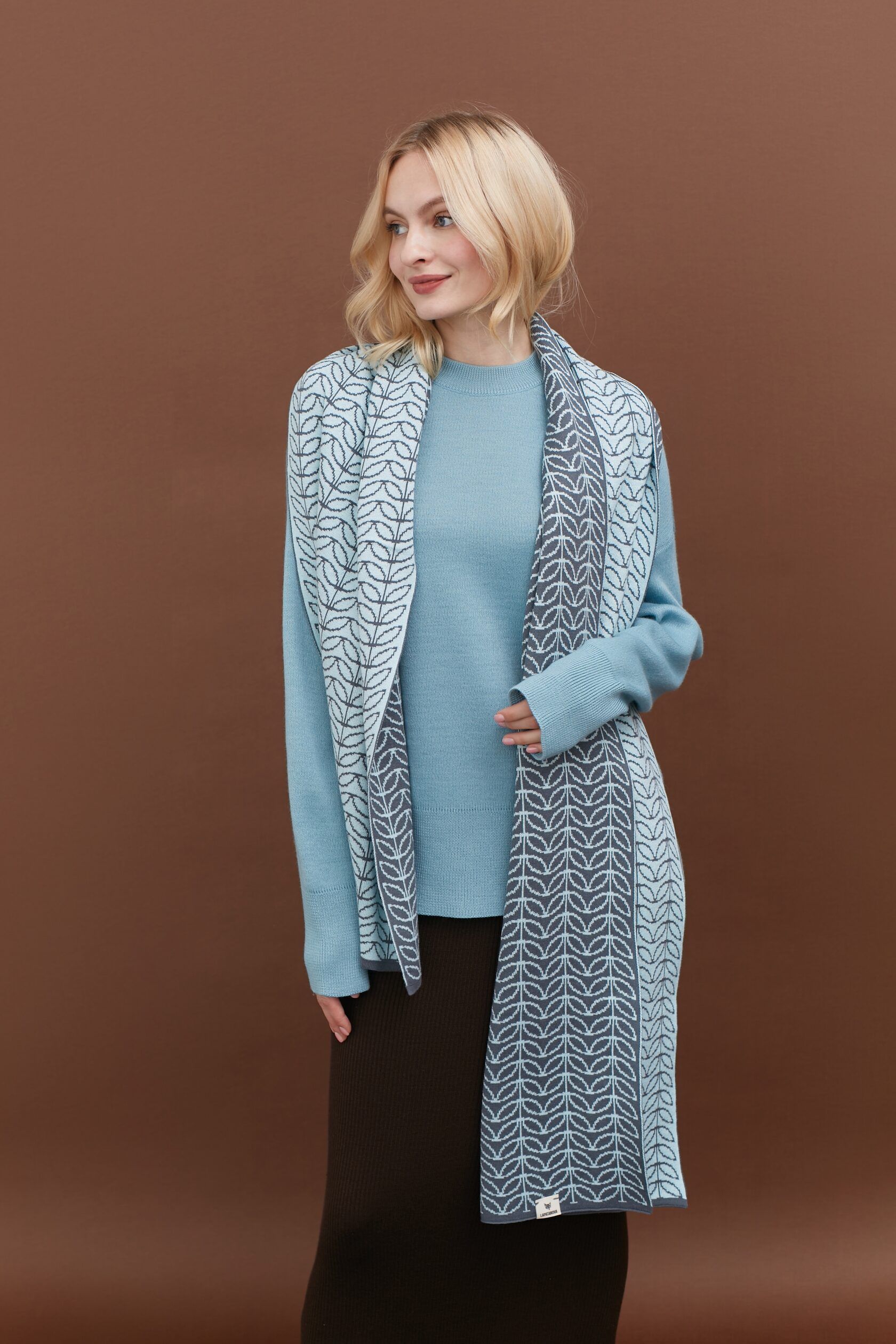 Шарф взрослый Листочки графит-байкал one size