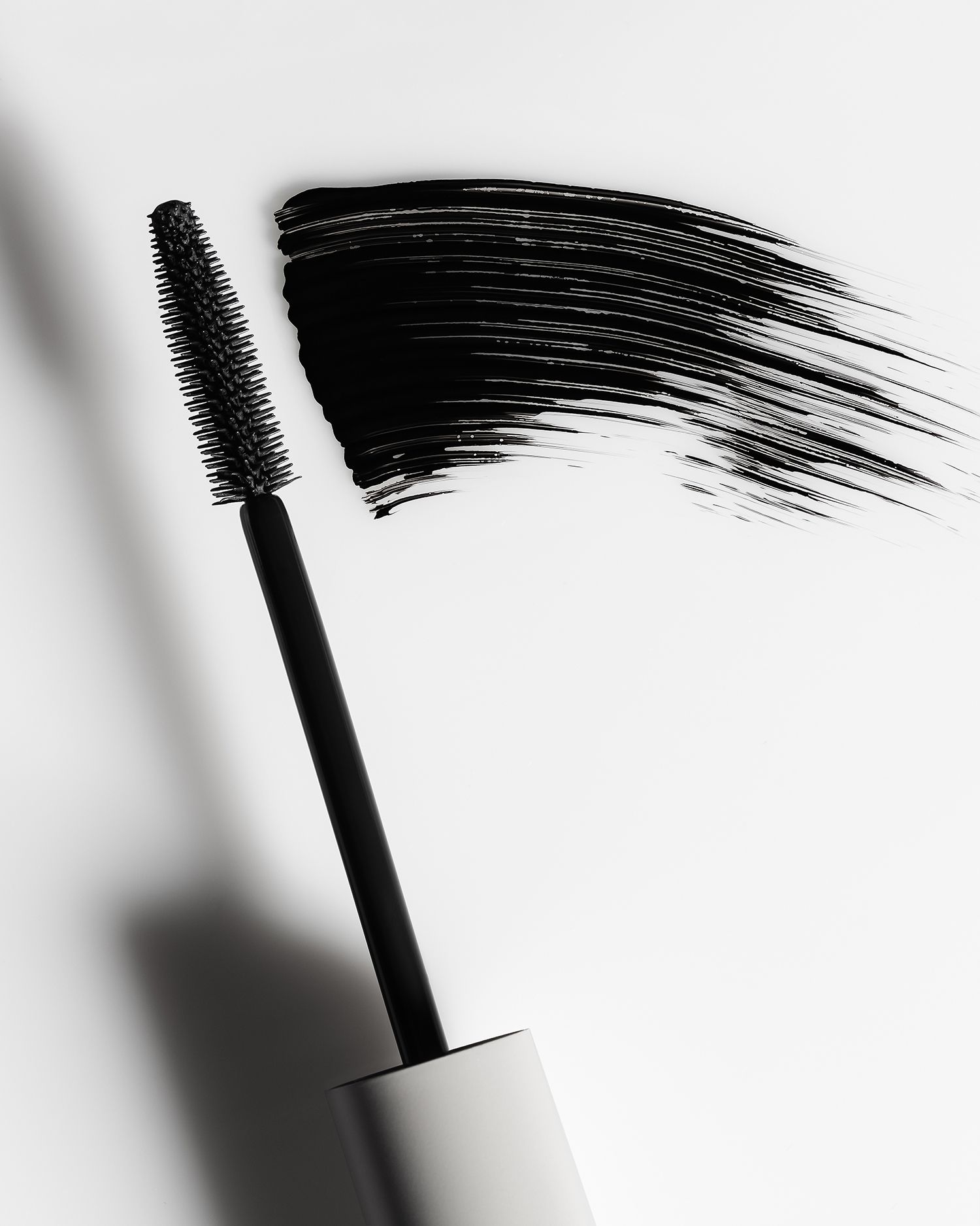 ОБЪЁМНАЯ ТУШЬ ДЛЯ РЕСНИЦ