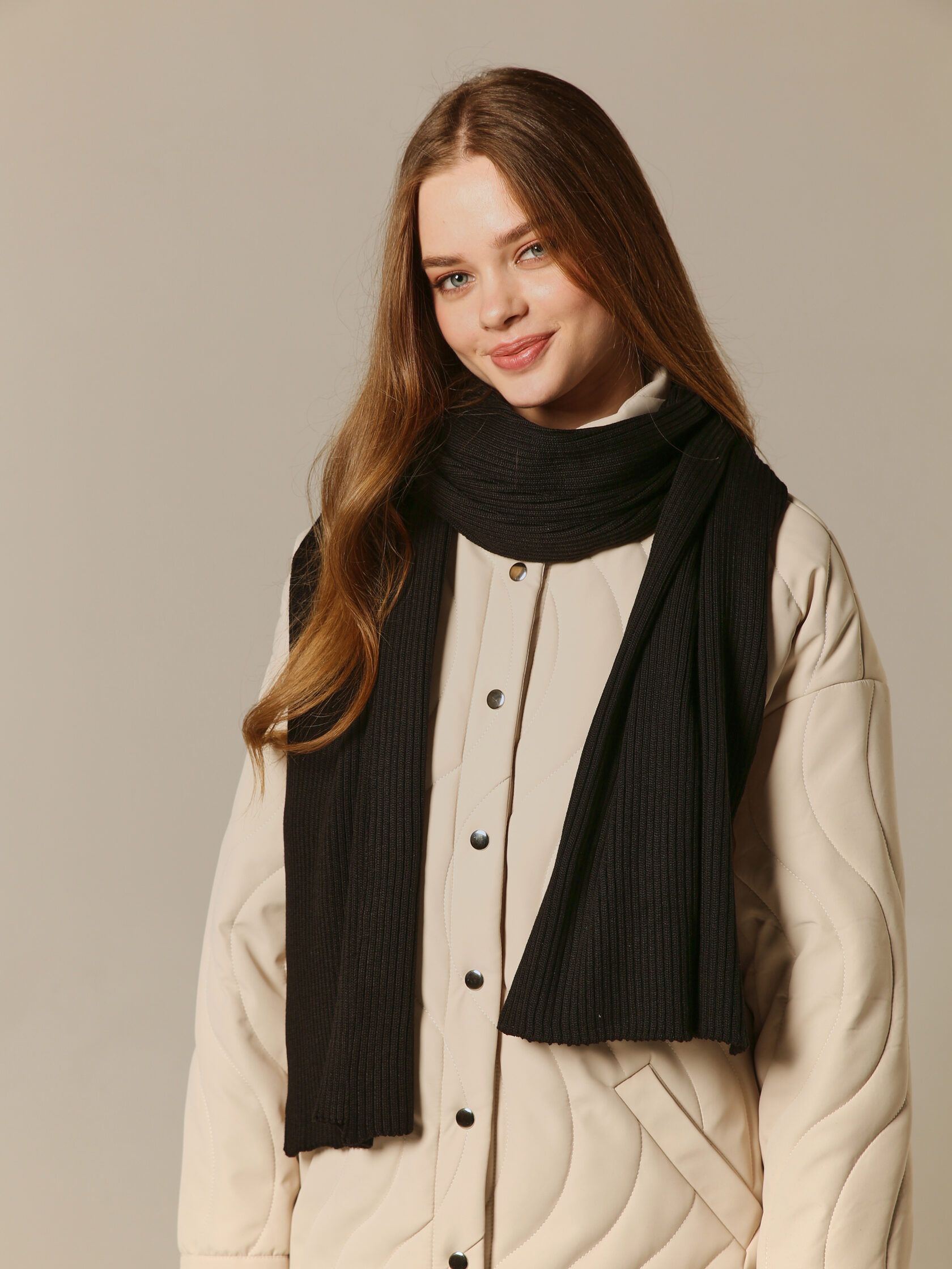 Шарф взрослый черный undefined