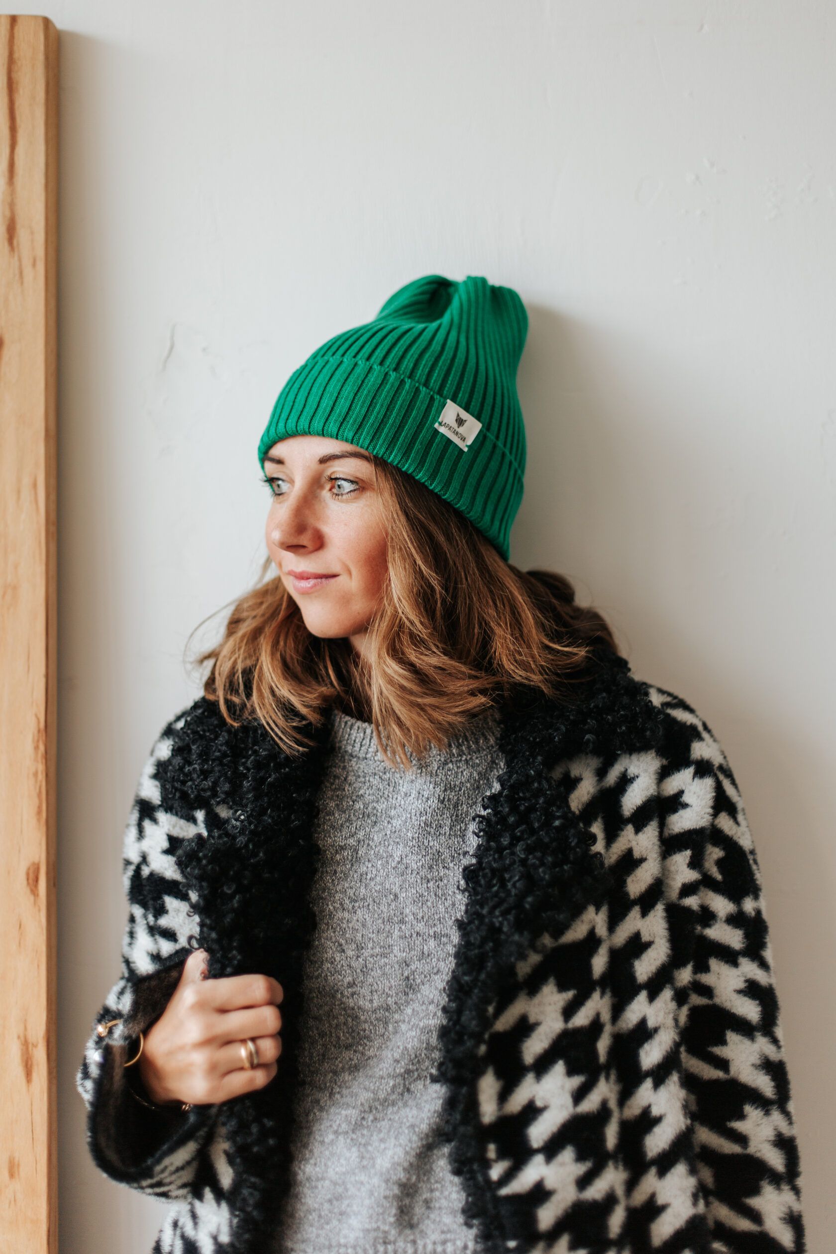 Шапка взрослая зеленый S-L