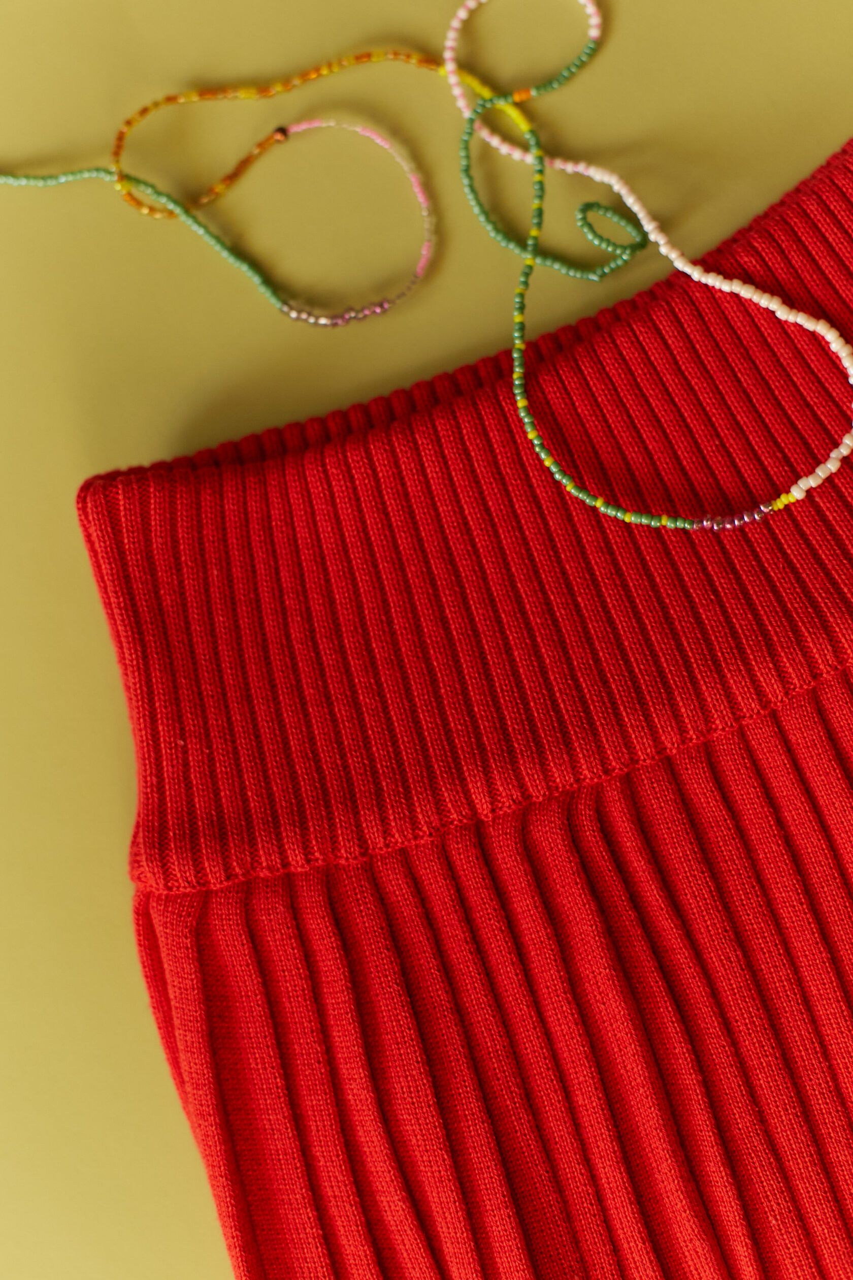 Юбка плиссе трикотажная мини алый M