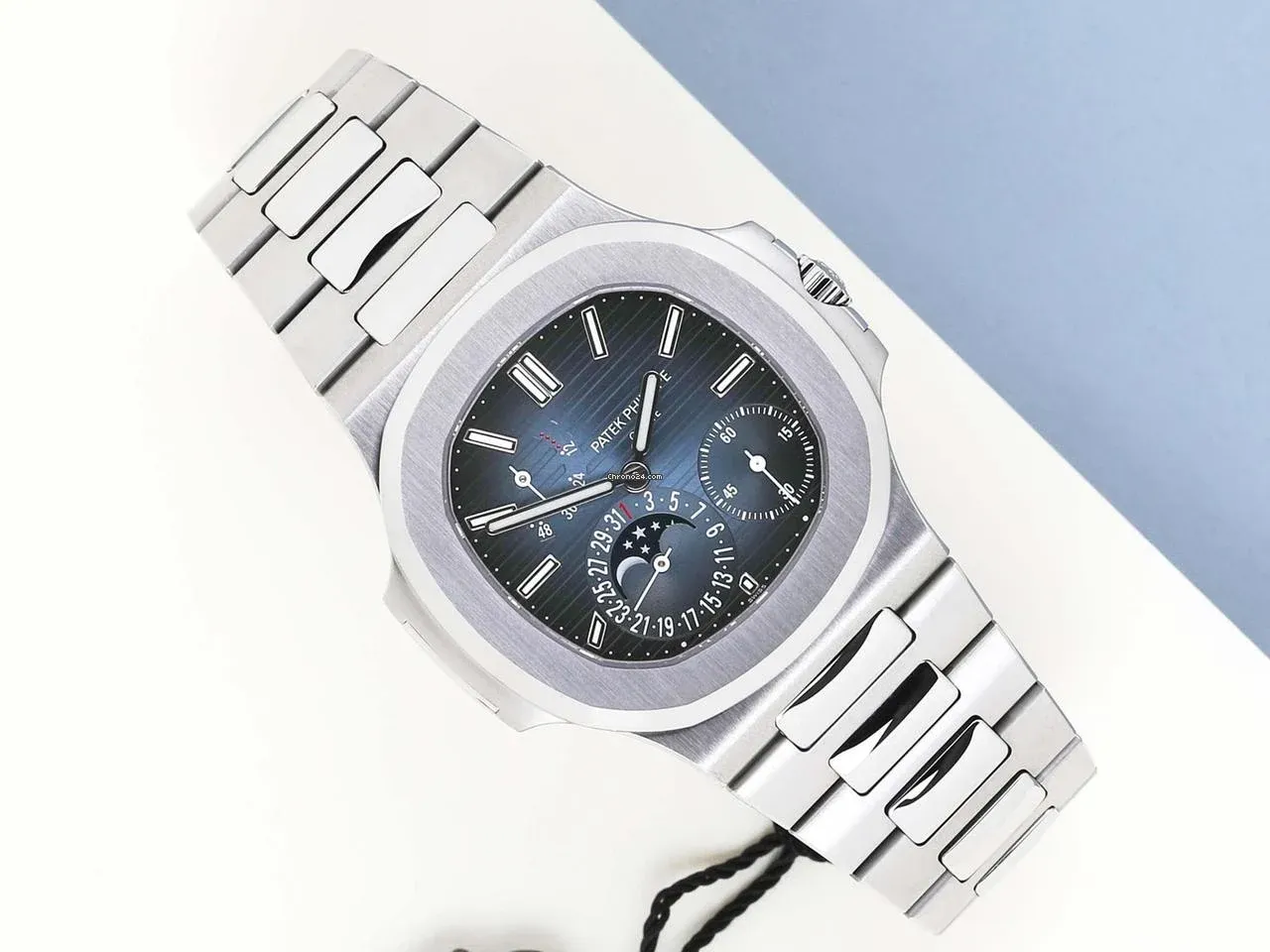 Patek Philippe Nautilus, Синий