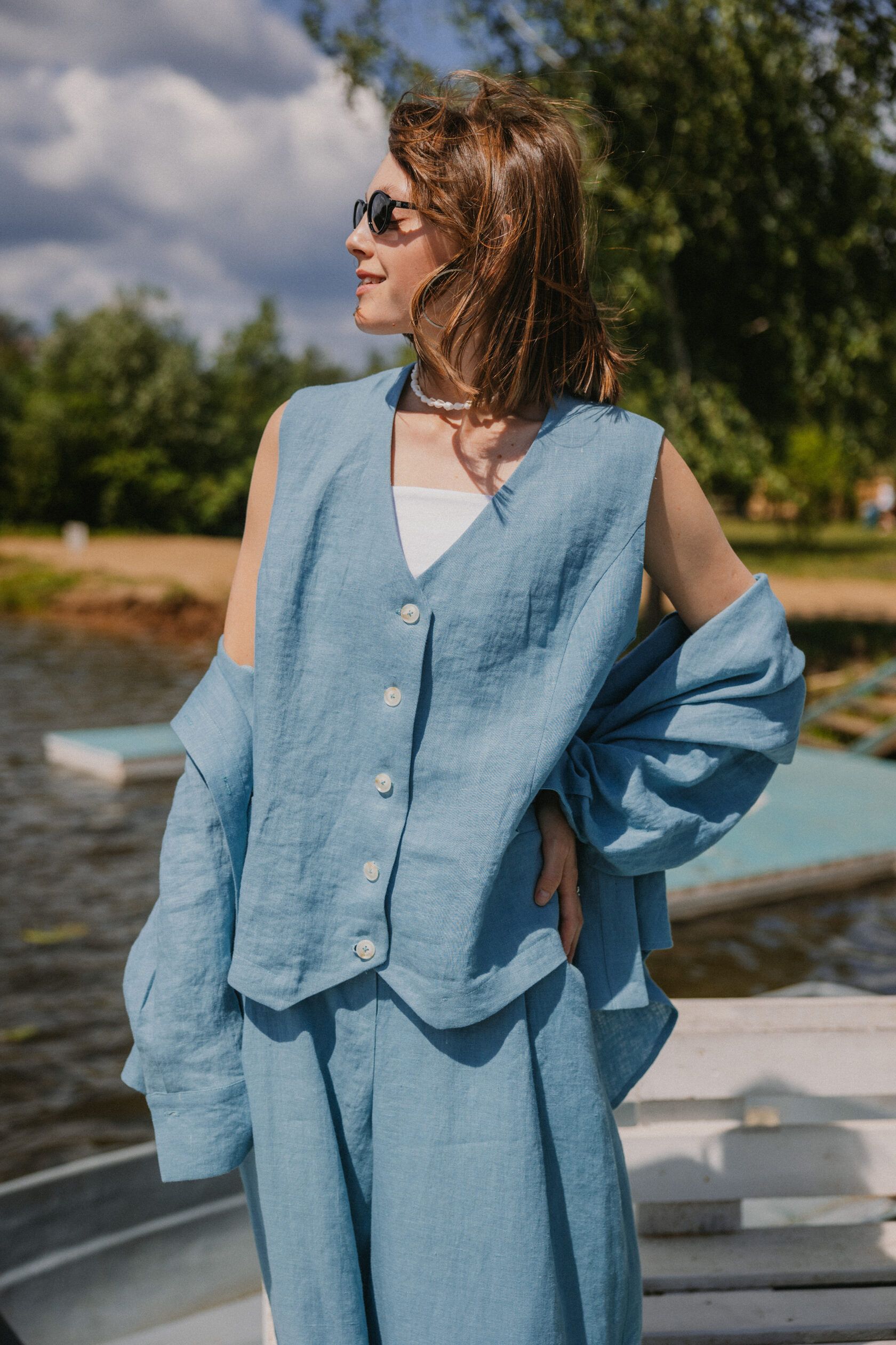 Жилет льняной серо-голубой M-L