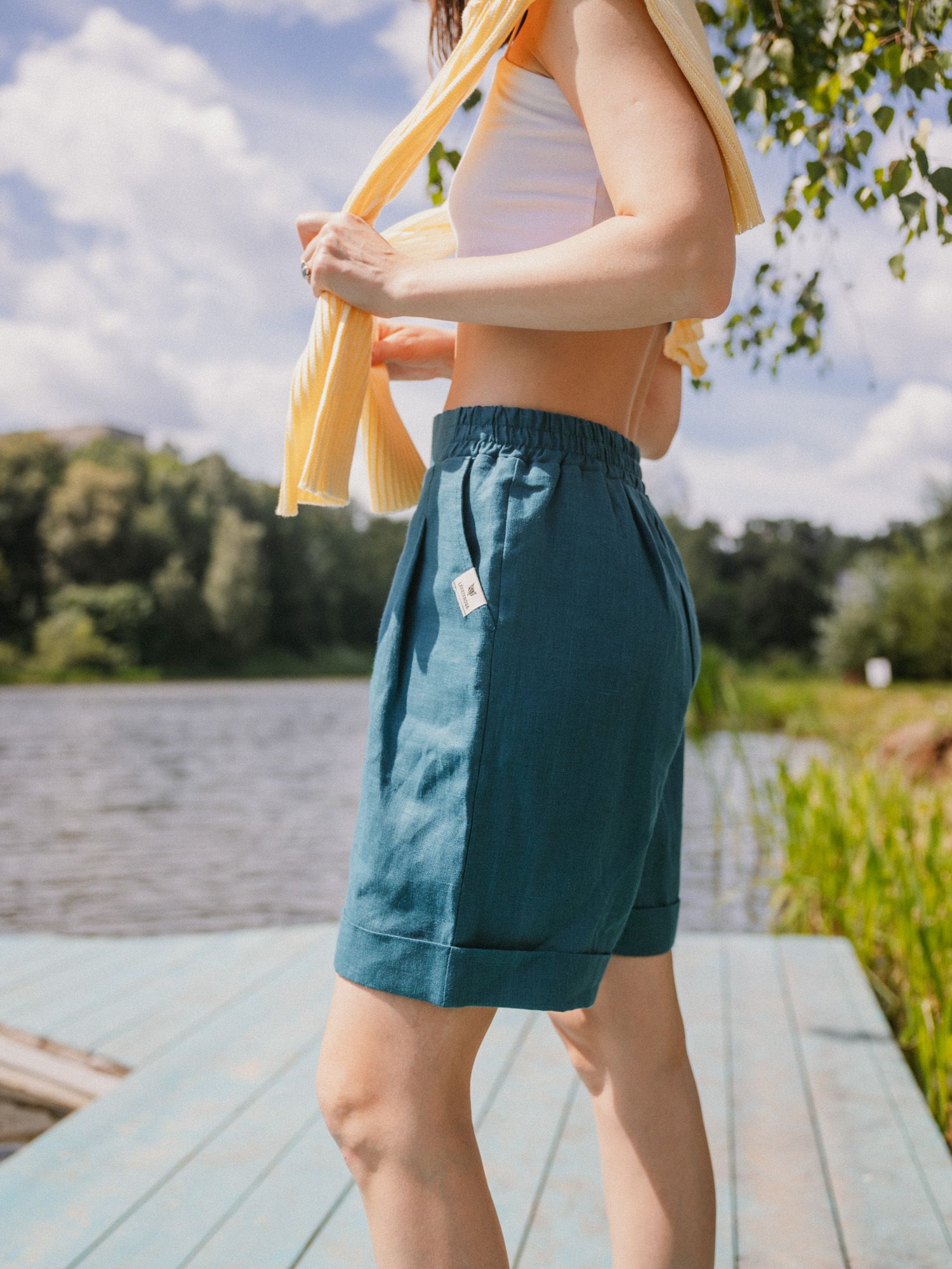 Шорты льняные морская волна L