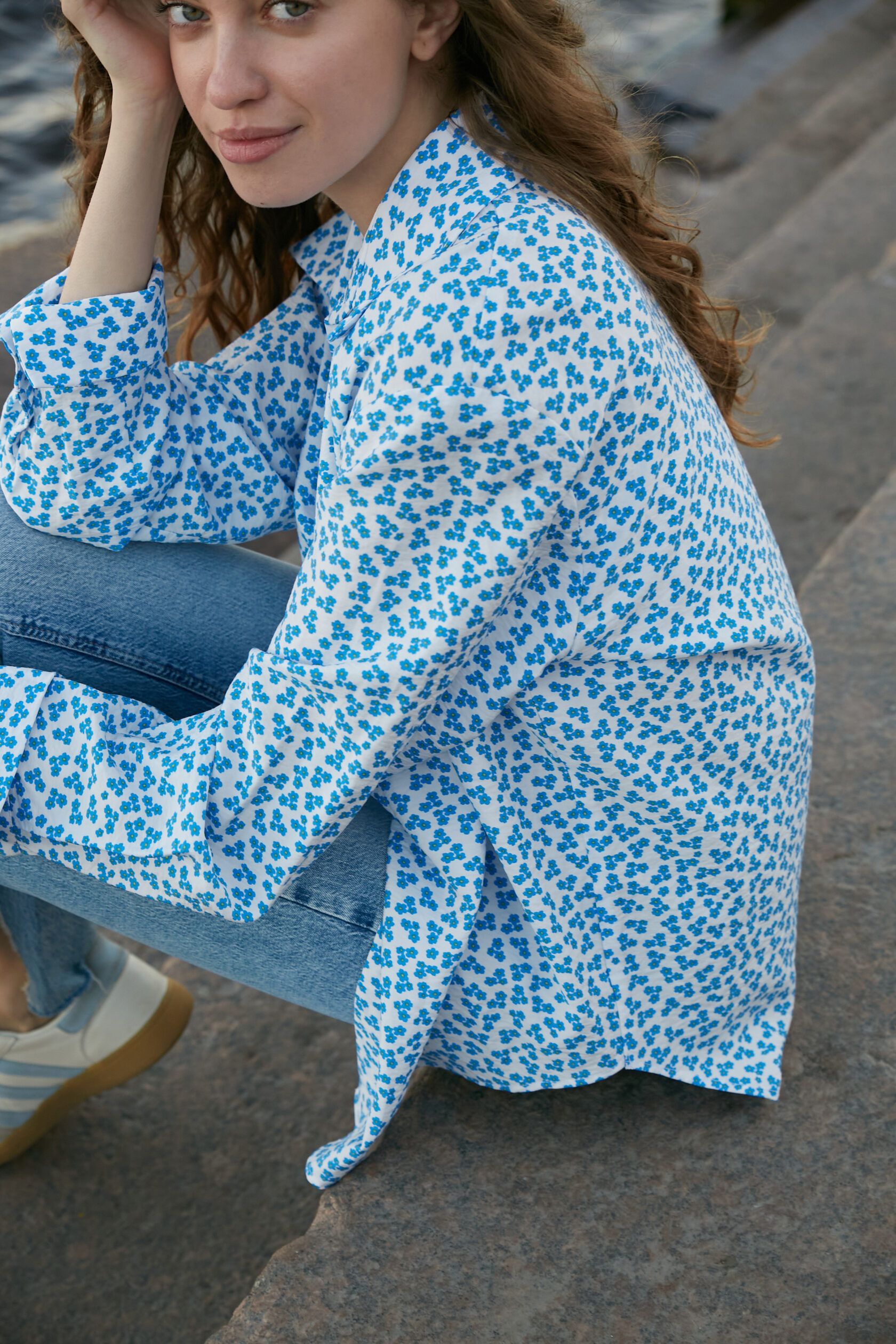 Рубашка женская из вискозы в цветок one size