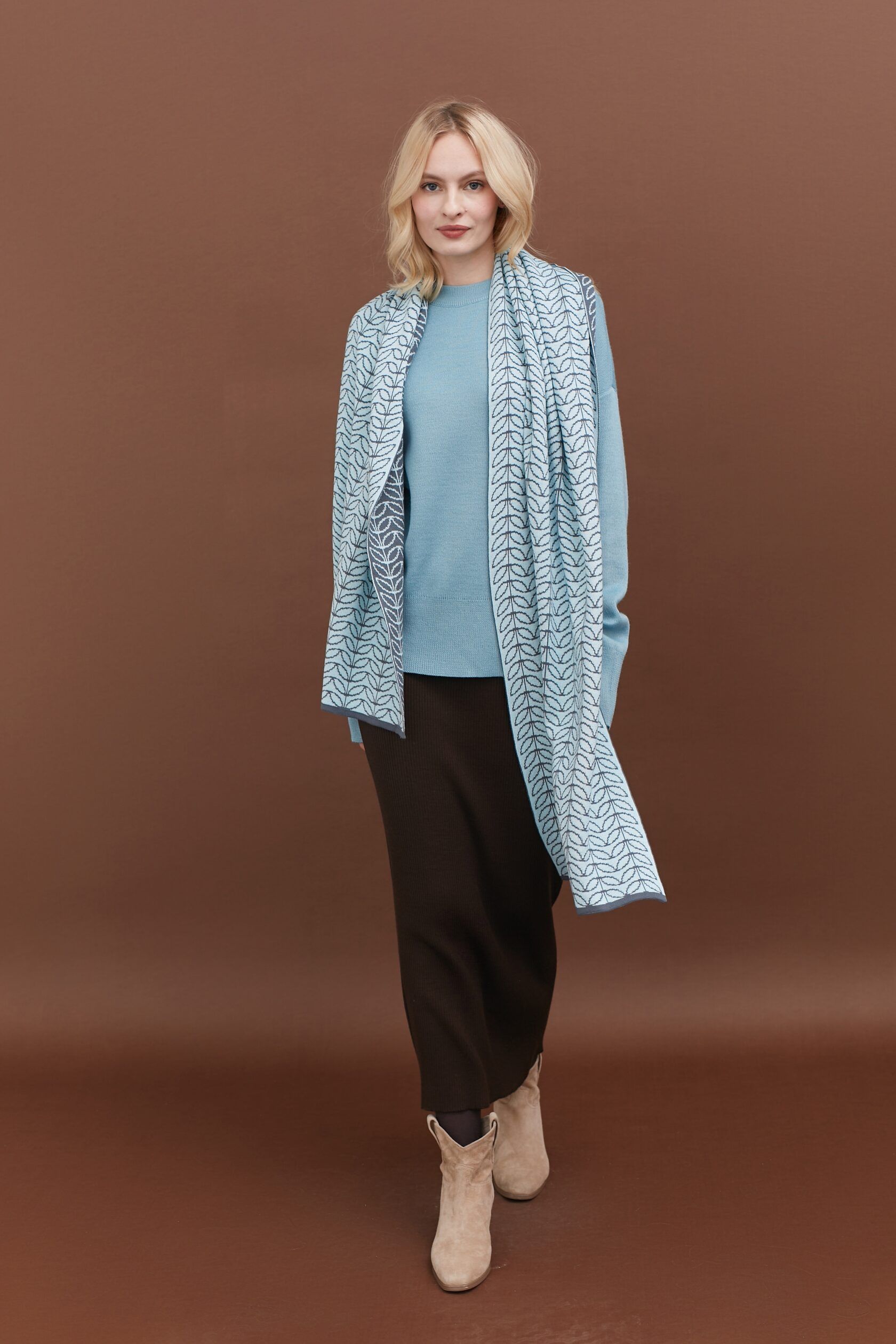 Шарф взрослый Листочки графит-байкал one size