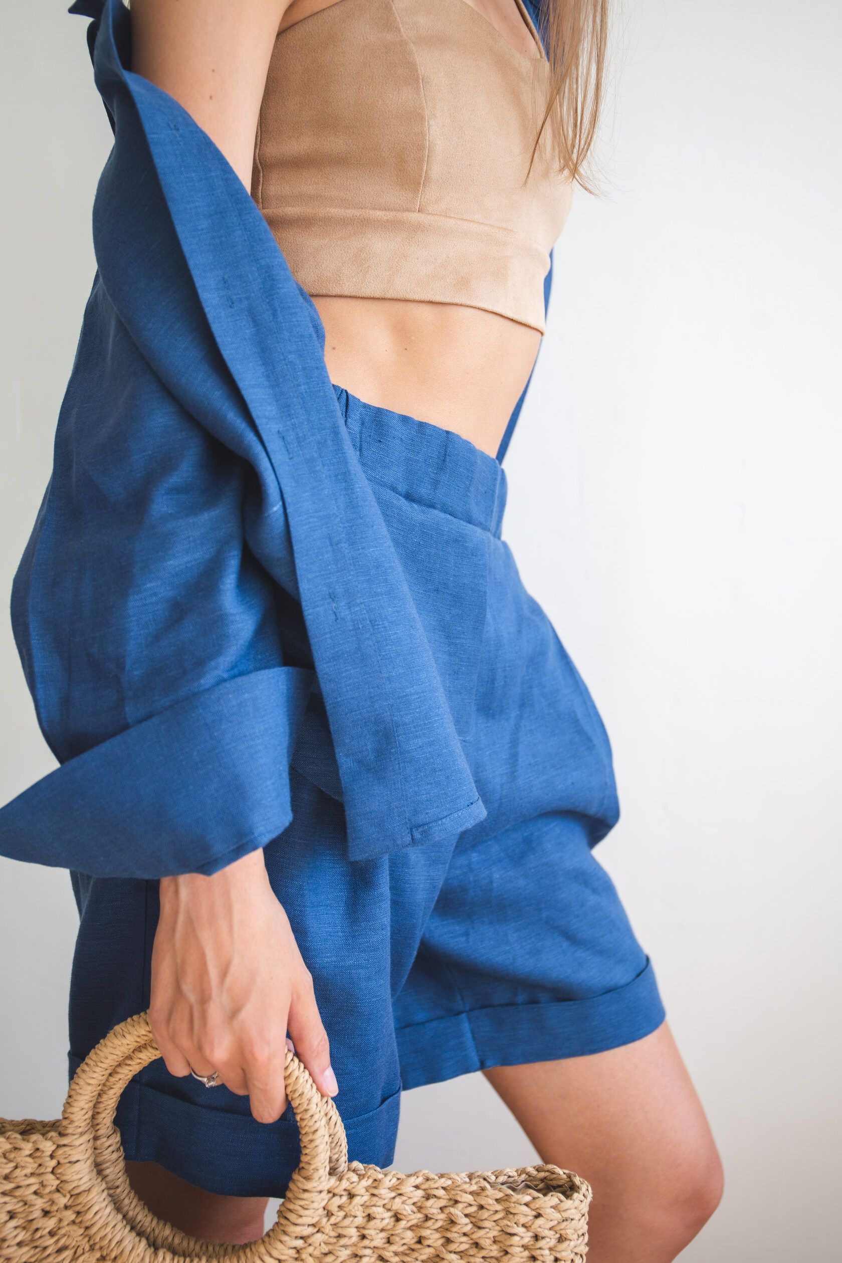 Шорты льняные синие L