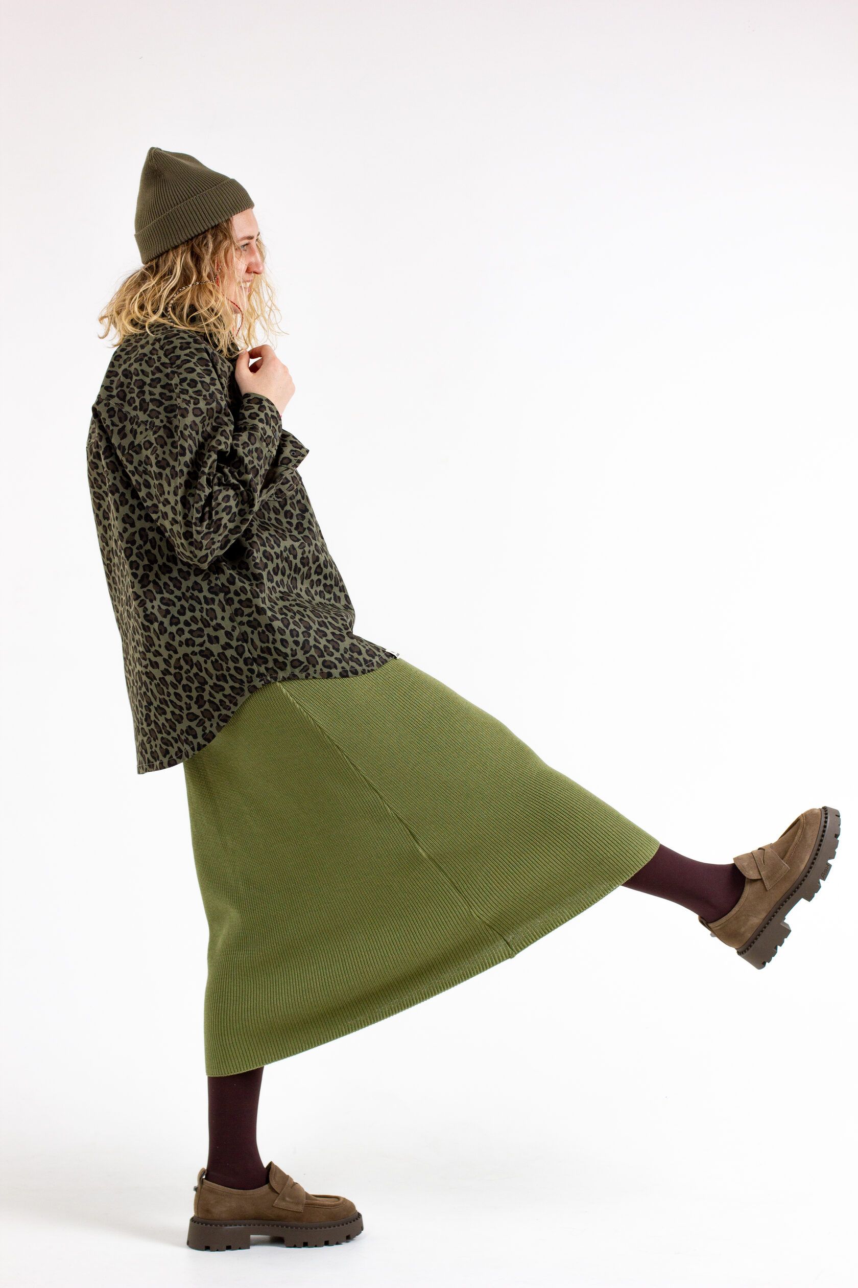 Юбка трикотаж А-силуэта олива S-M