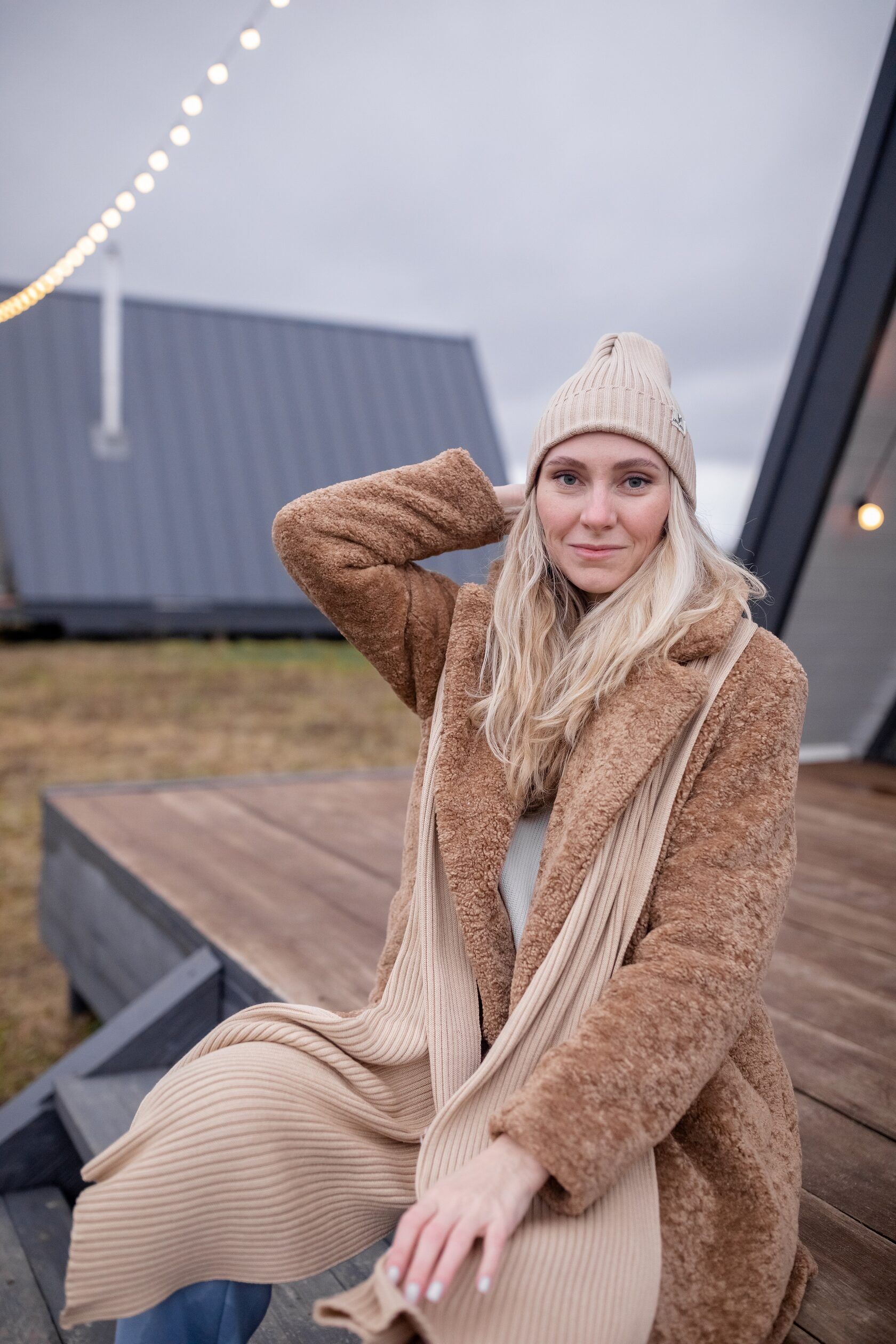 Шарф взрослый светлый беж undefined