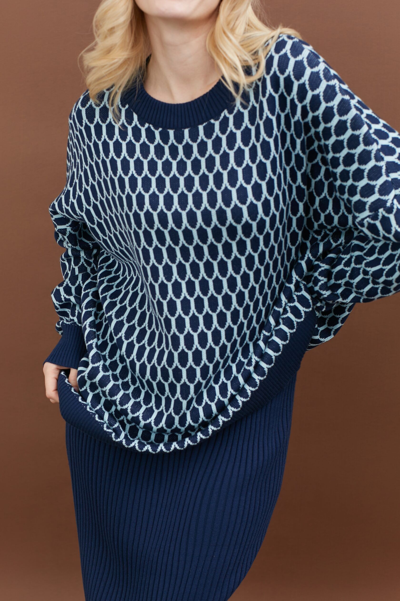 Джемпер Чешуйки оверсайз синий one size