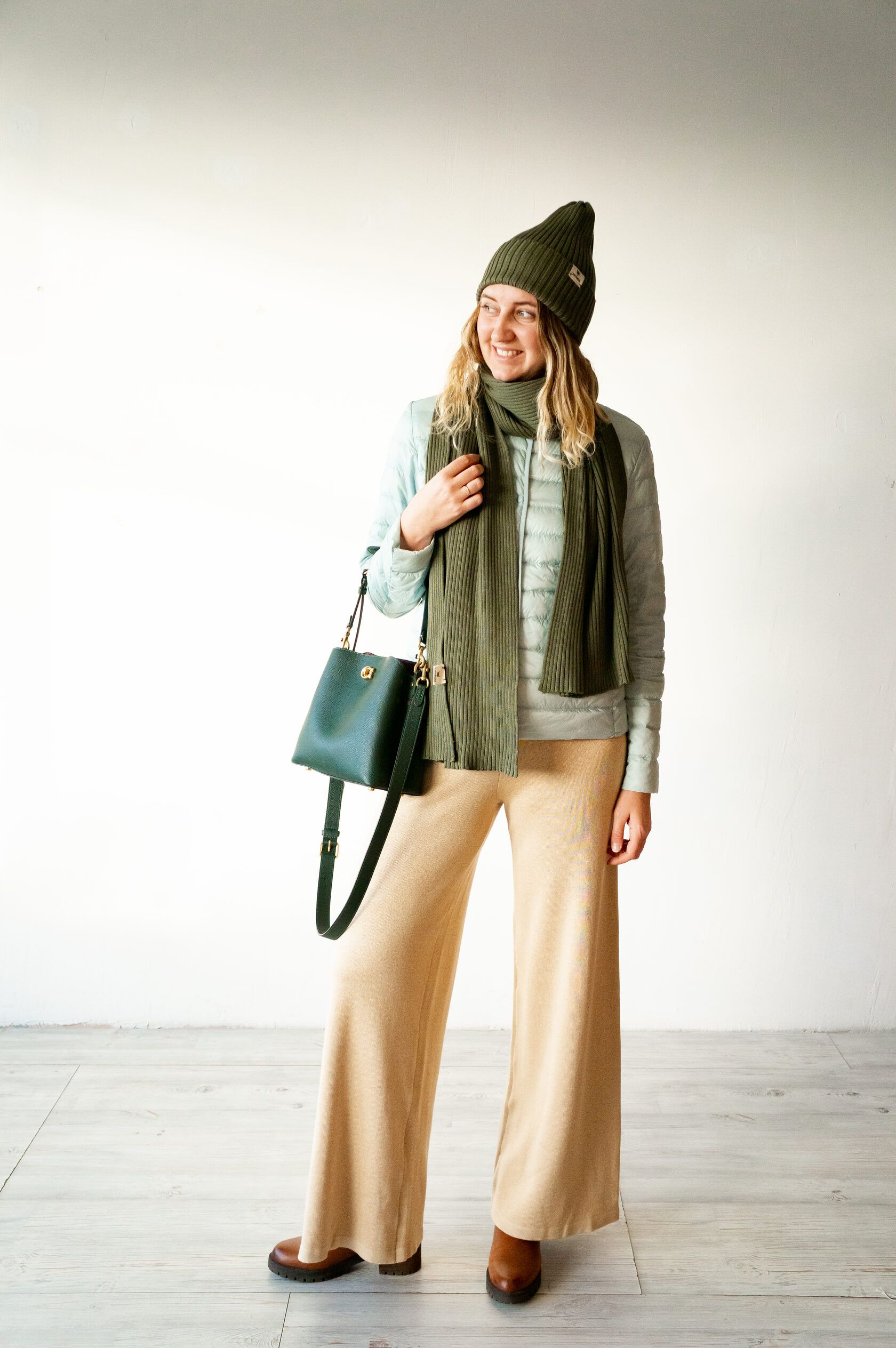 Шарф взрослый хаки undefined