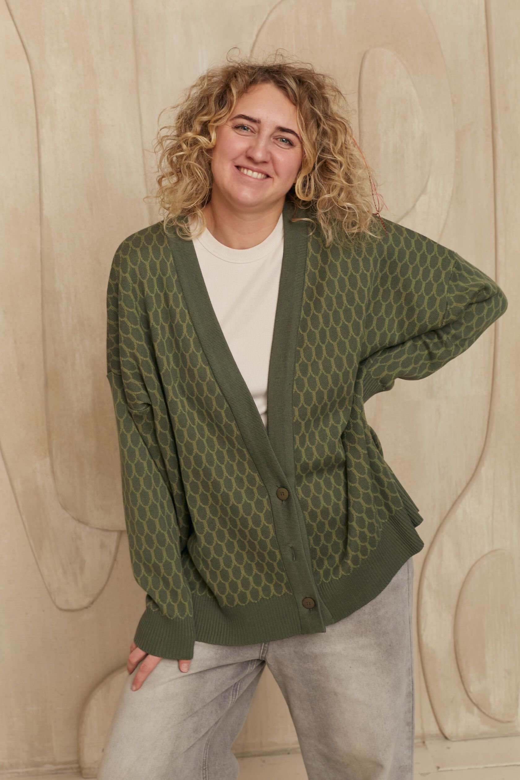 Кардиган Чешуйки жаккард полынь oversize