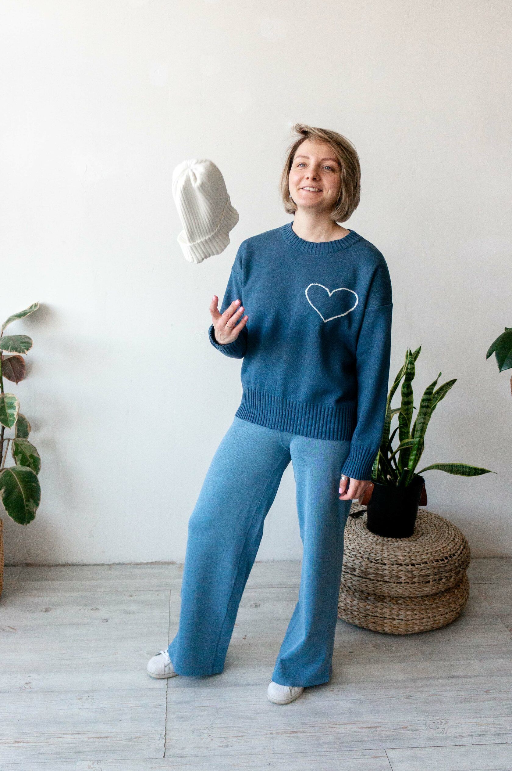 Брюки трикотаж голубой XS-S