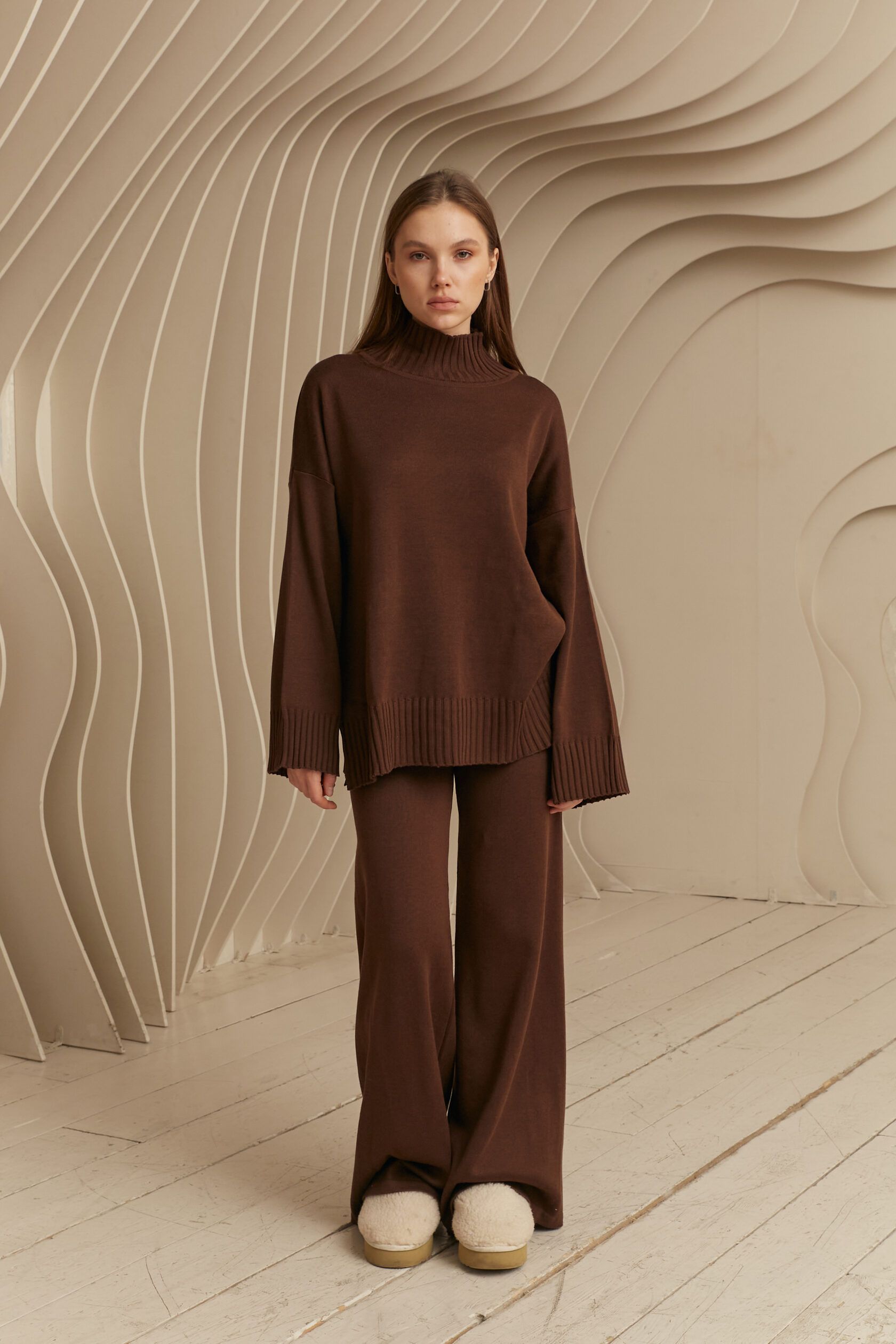 Брюки трикотаж шоколад M-L