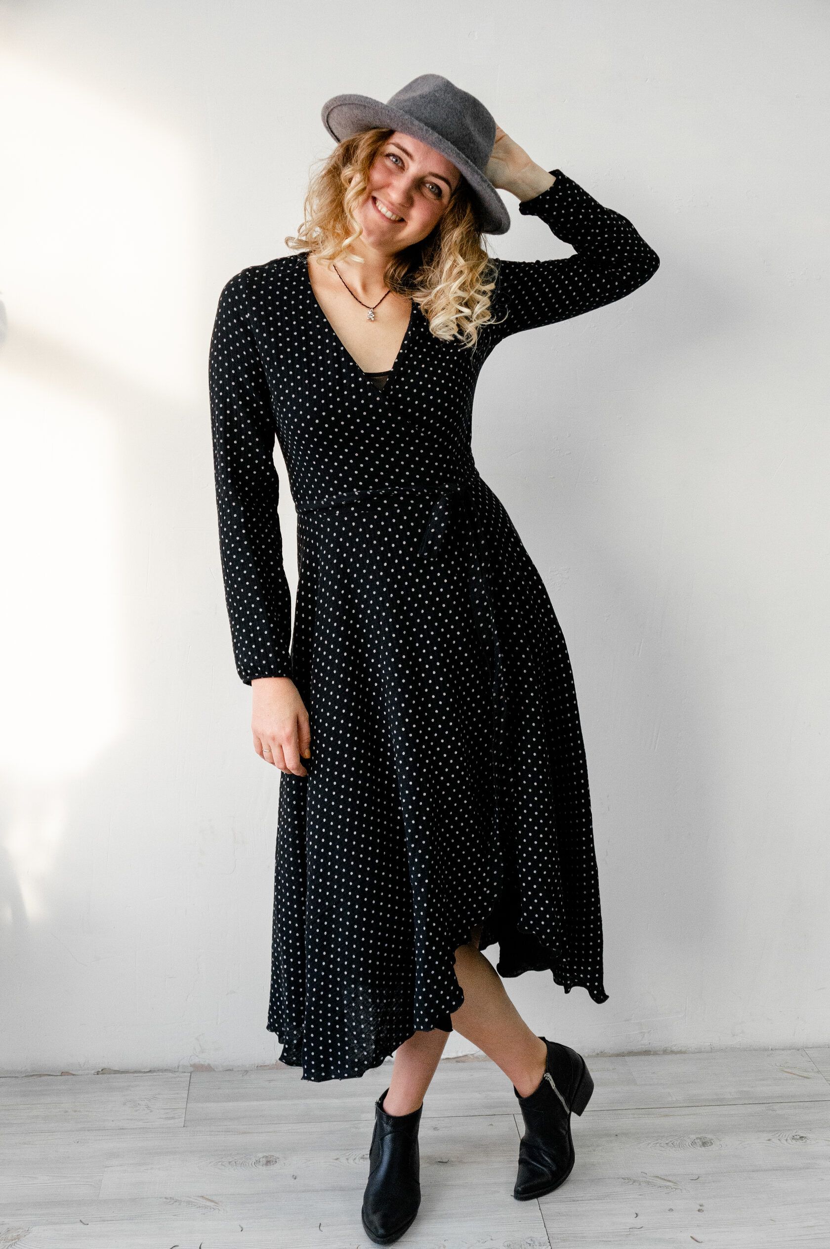Платье на запах муслин длинный рукав черный в горошек M