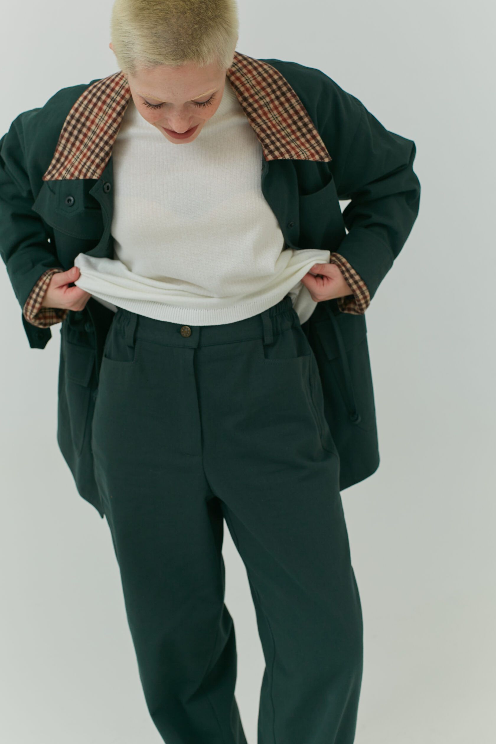 Джинсы-бананы изумруд M(ОБ 98-108)