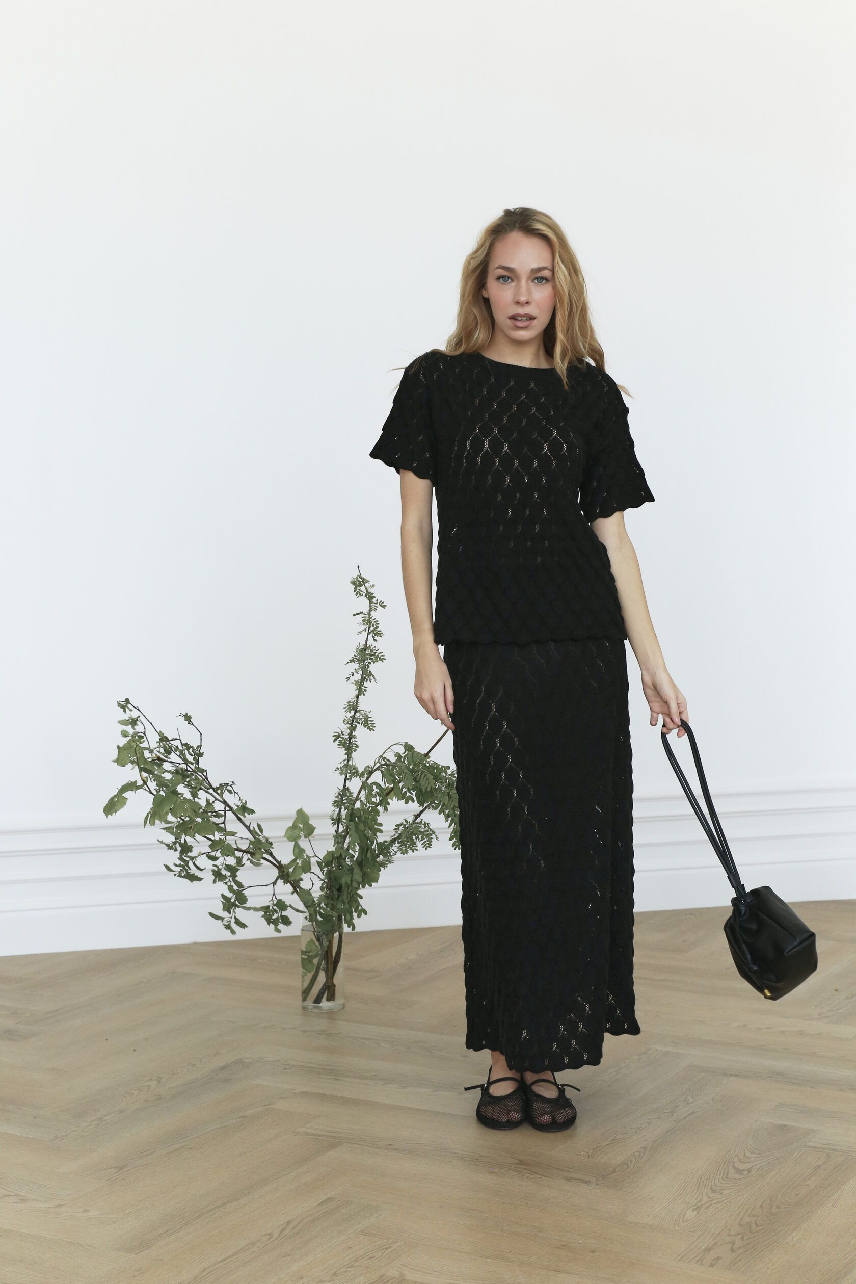 Юбка трикотажная ажур Листочки черный S-M