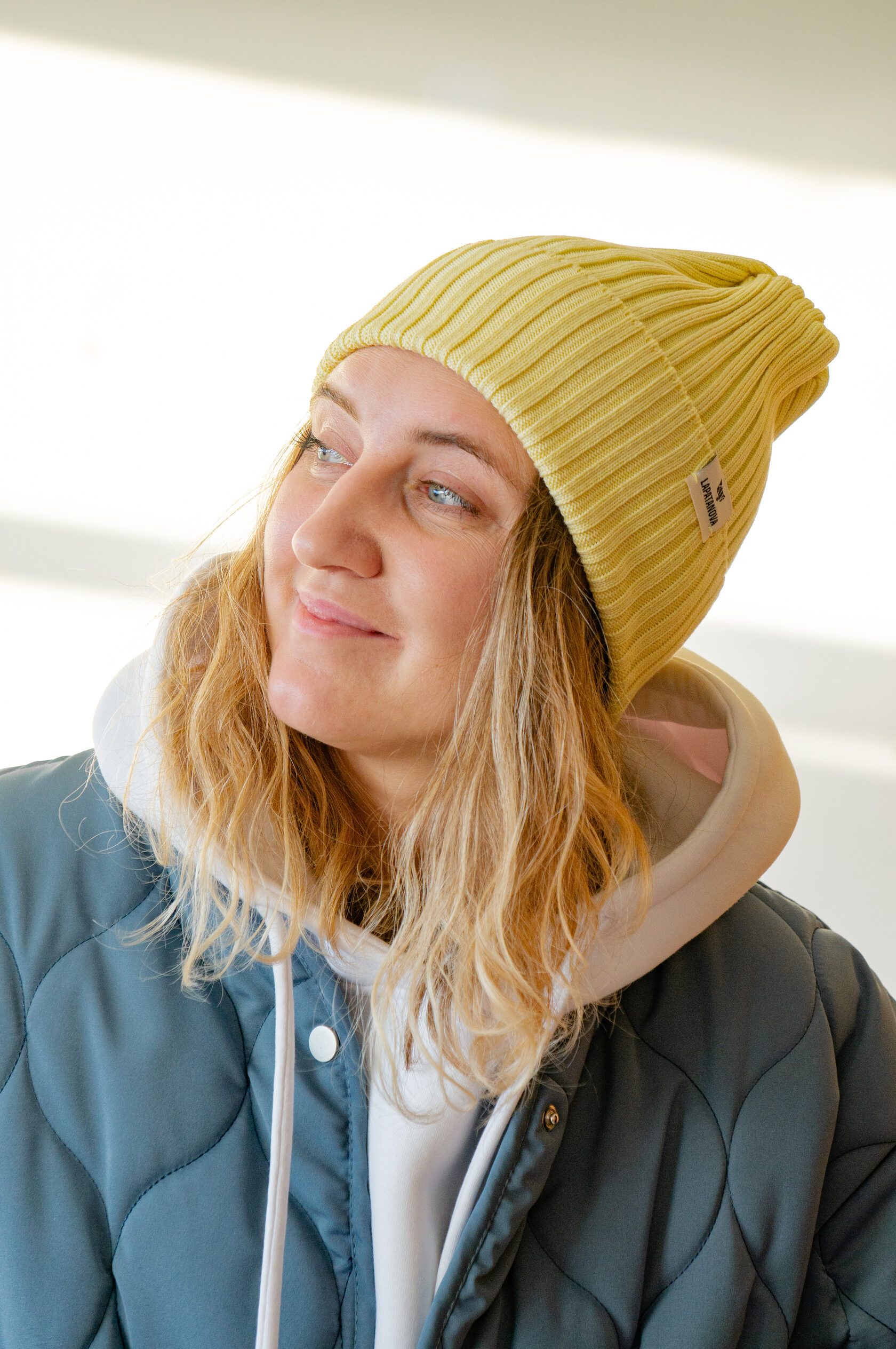 Шапка взрослая лимонный S-L