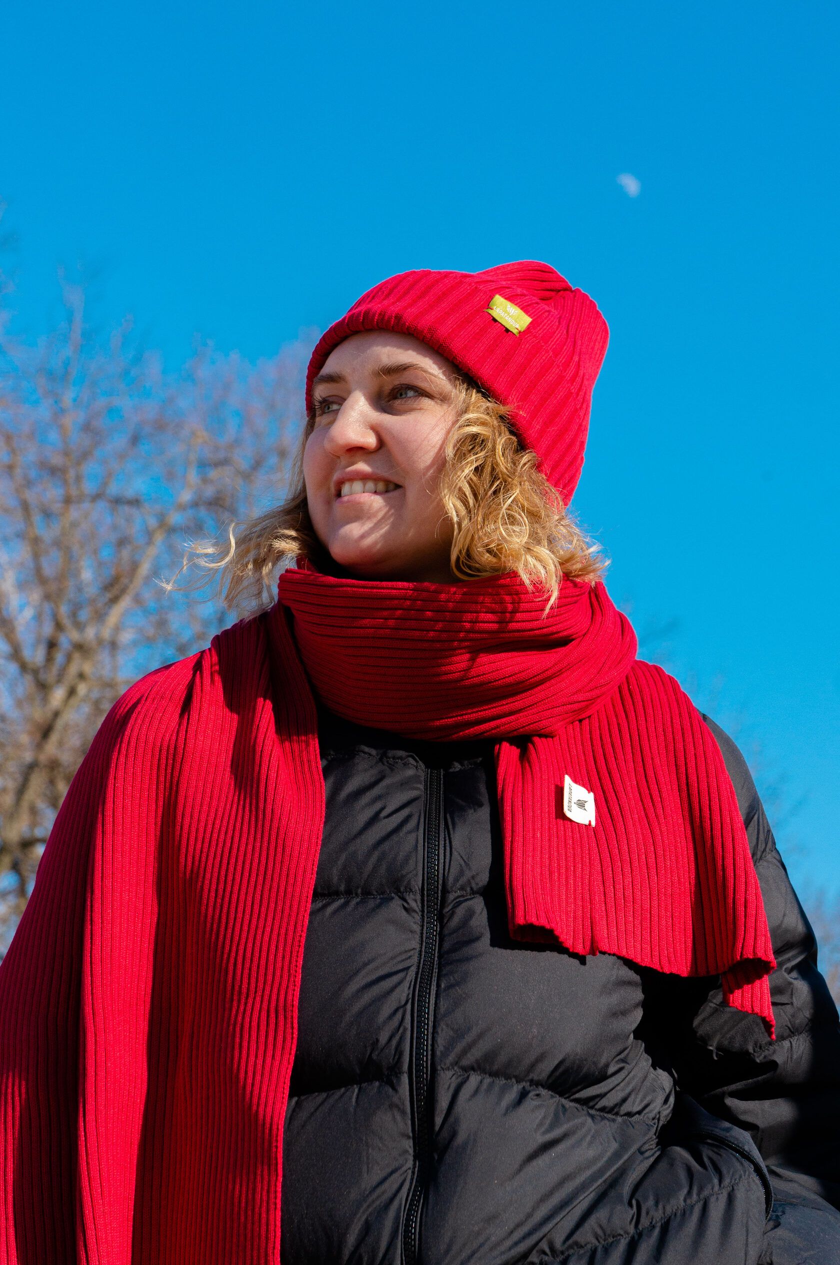 Шарф взрослый красный undefined