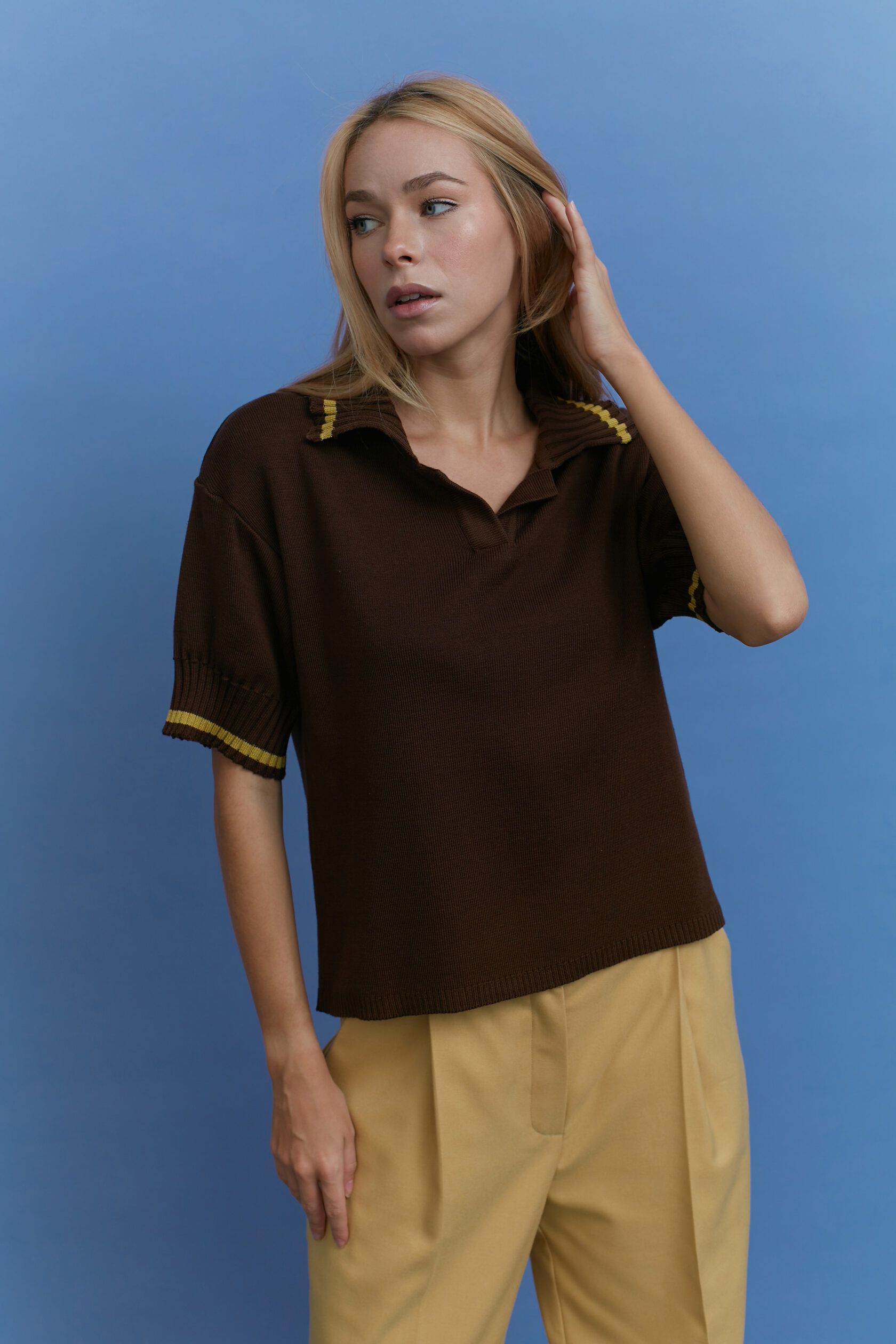 Поло трикотажное шоколадный с липовым M-L