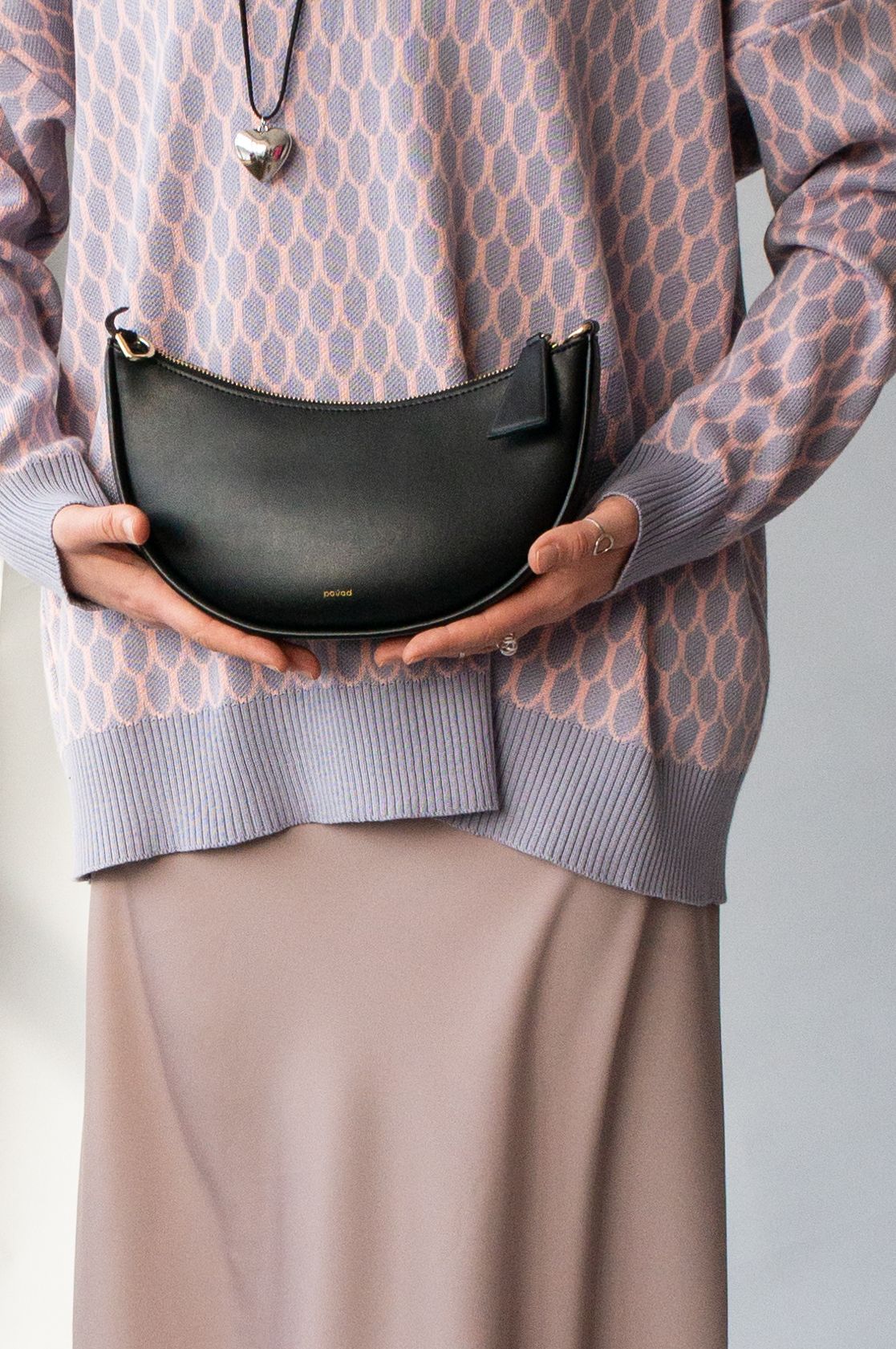 Джемпер Чешуйки оверсайз серо-розовый oversize