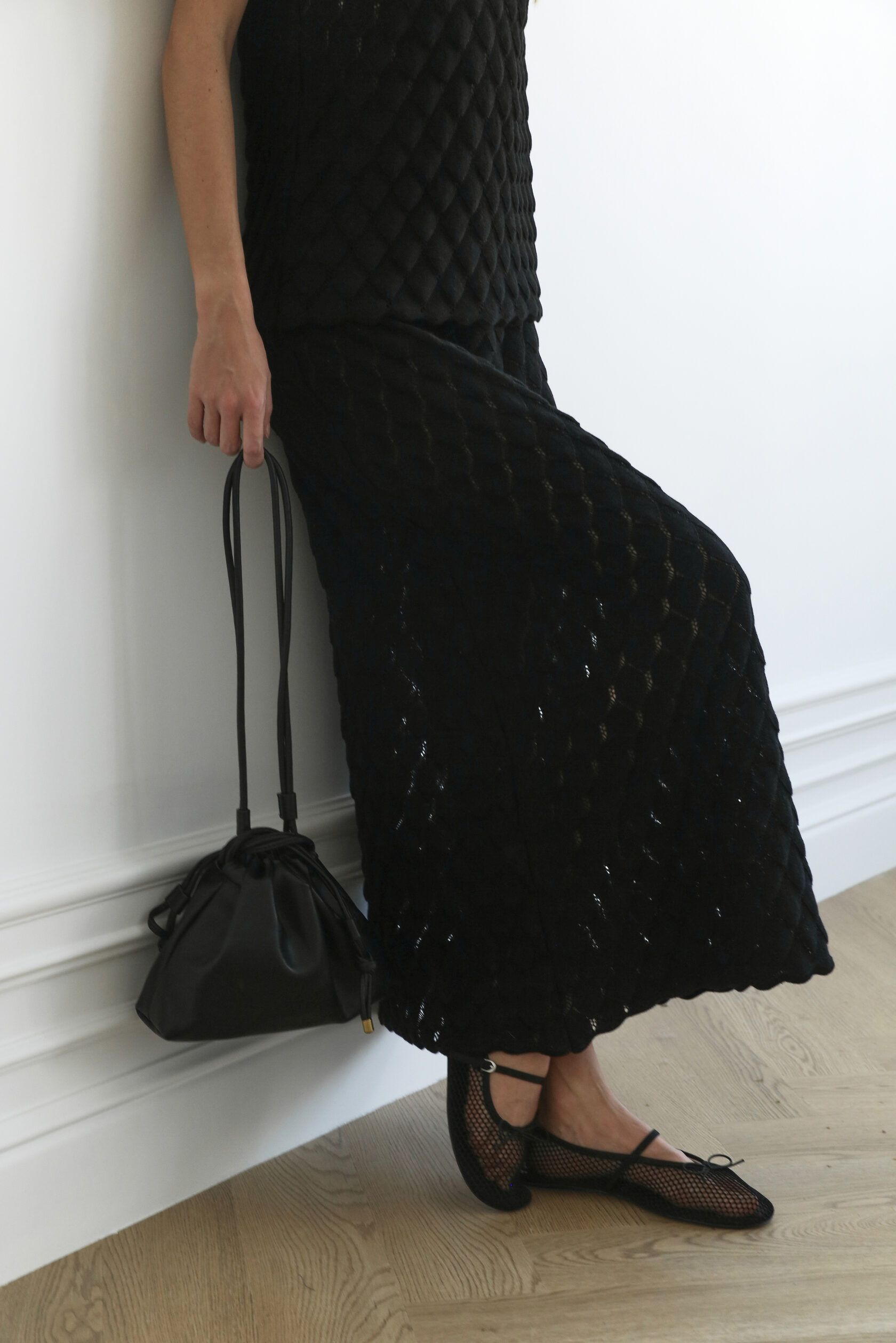 Юбка трикотажная ажур Листочки черный S-M