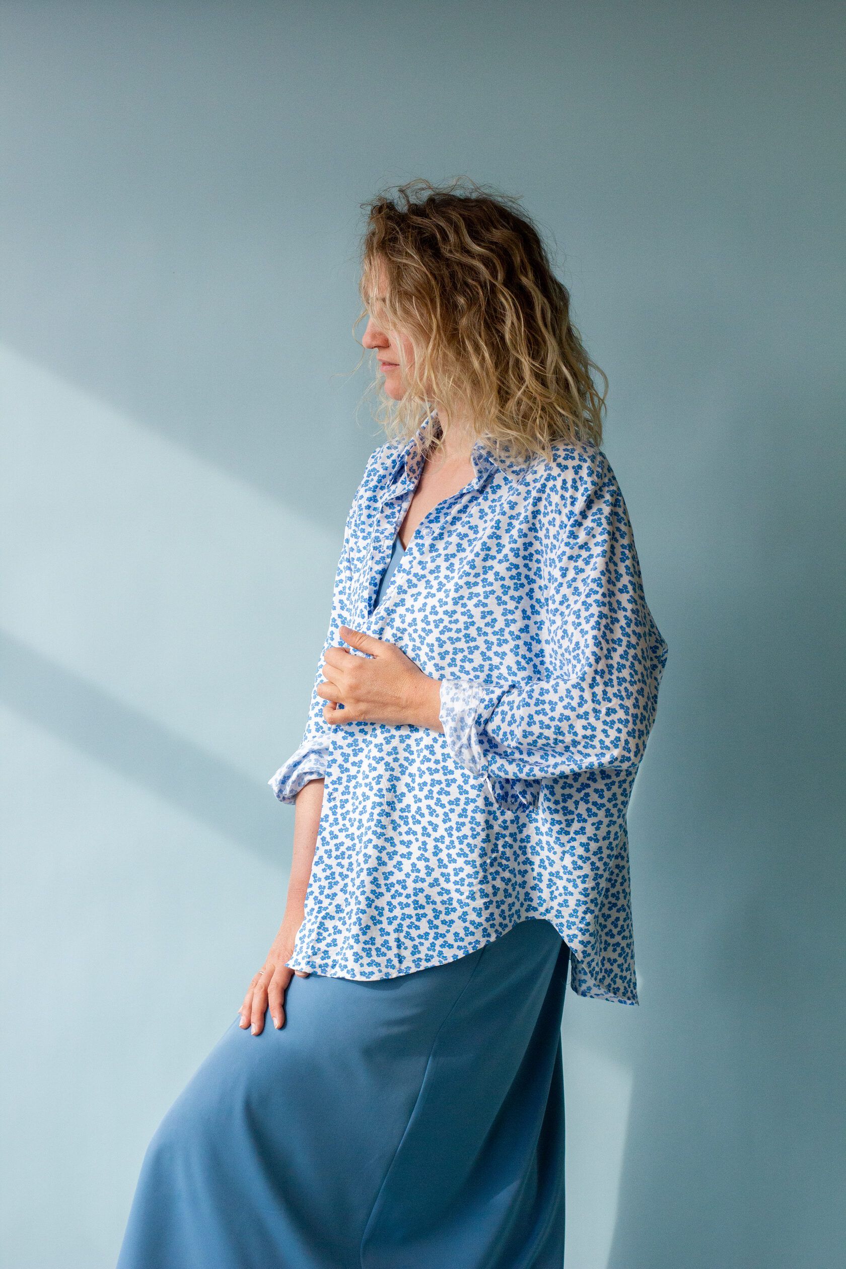 Рубашка женская вискоза незабудки one size