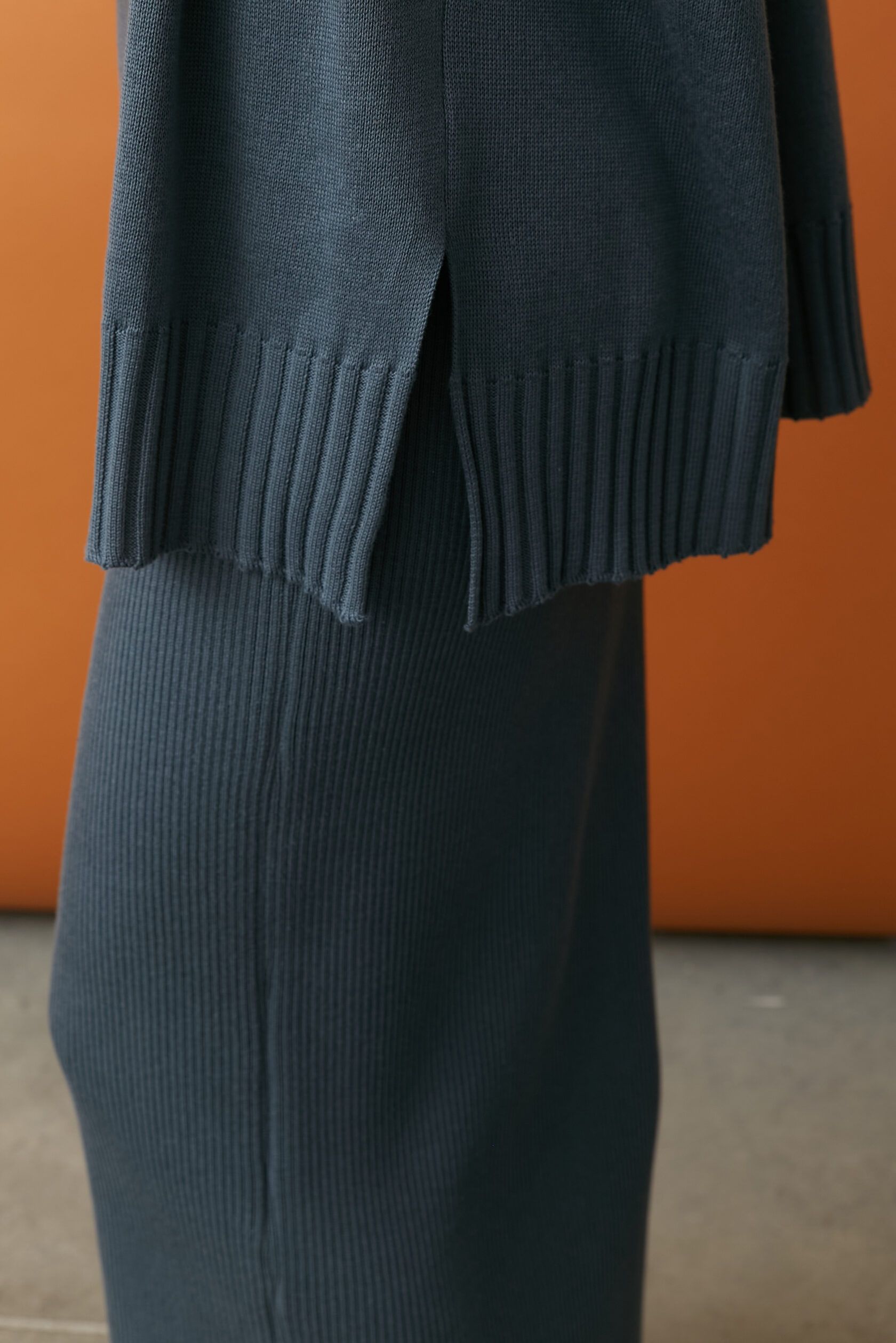 Юбка трикотажная графит миди one size