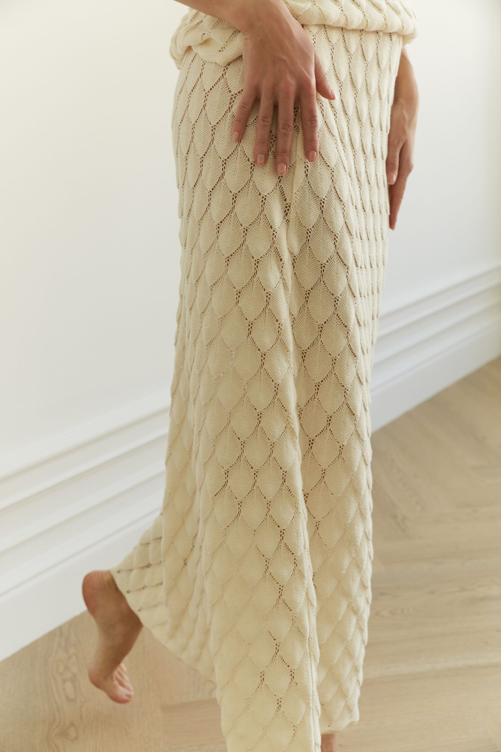 Юбка трикотажная ажур Листочки ваниль S-M