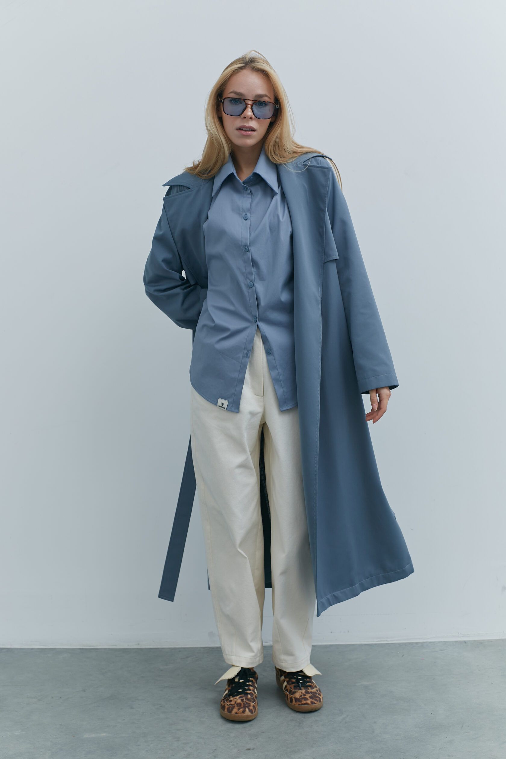 Тренч женский серо-голубой S-M