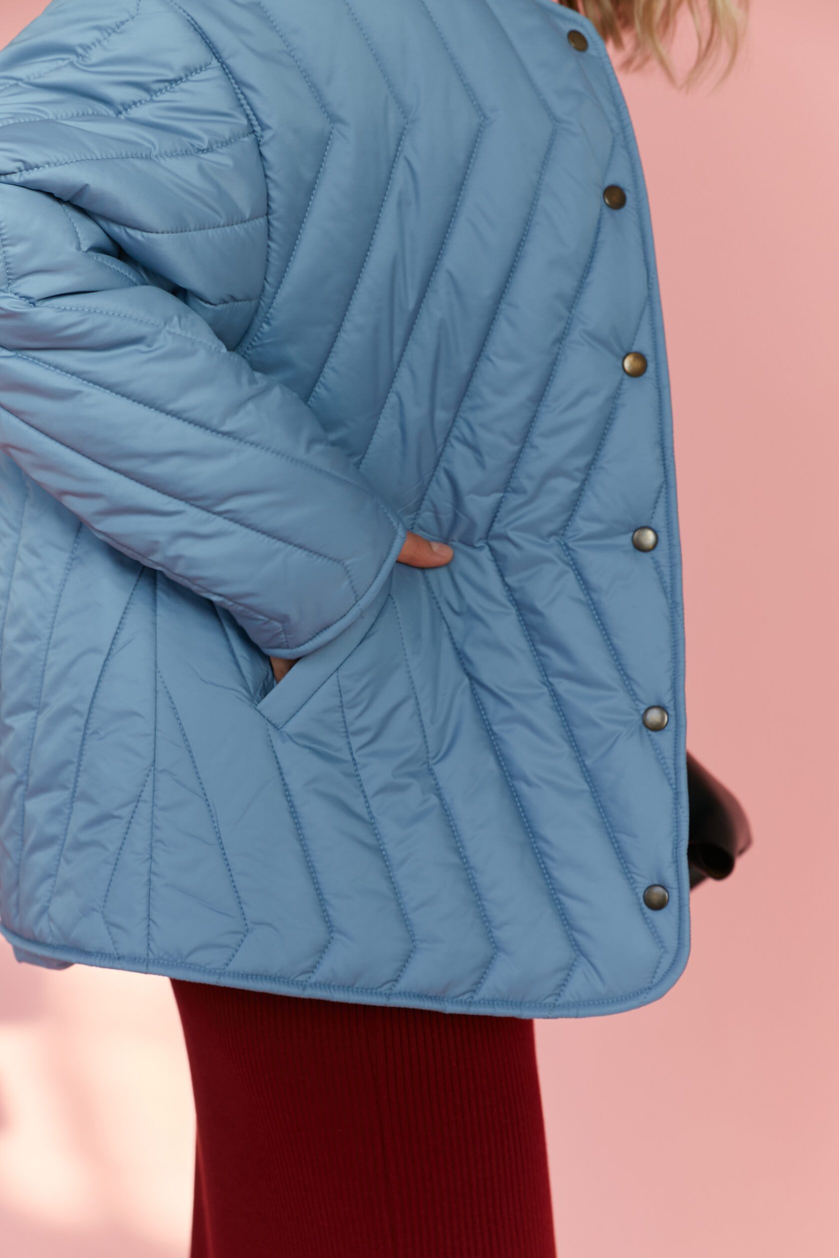 Куртка стеганая женская шоколад круглый ворот S-M