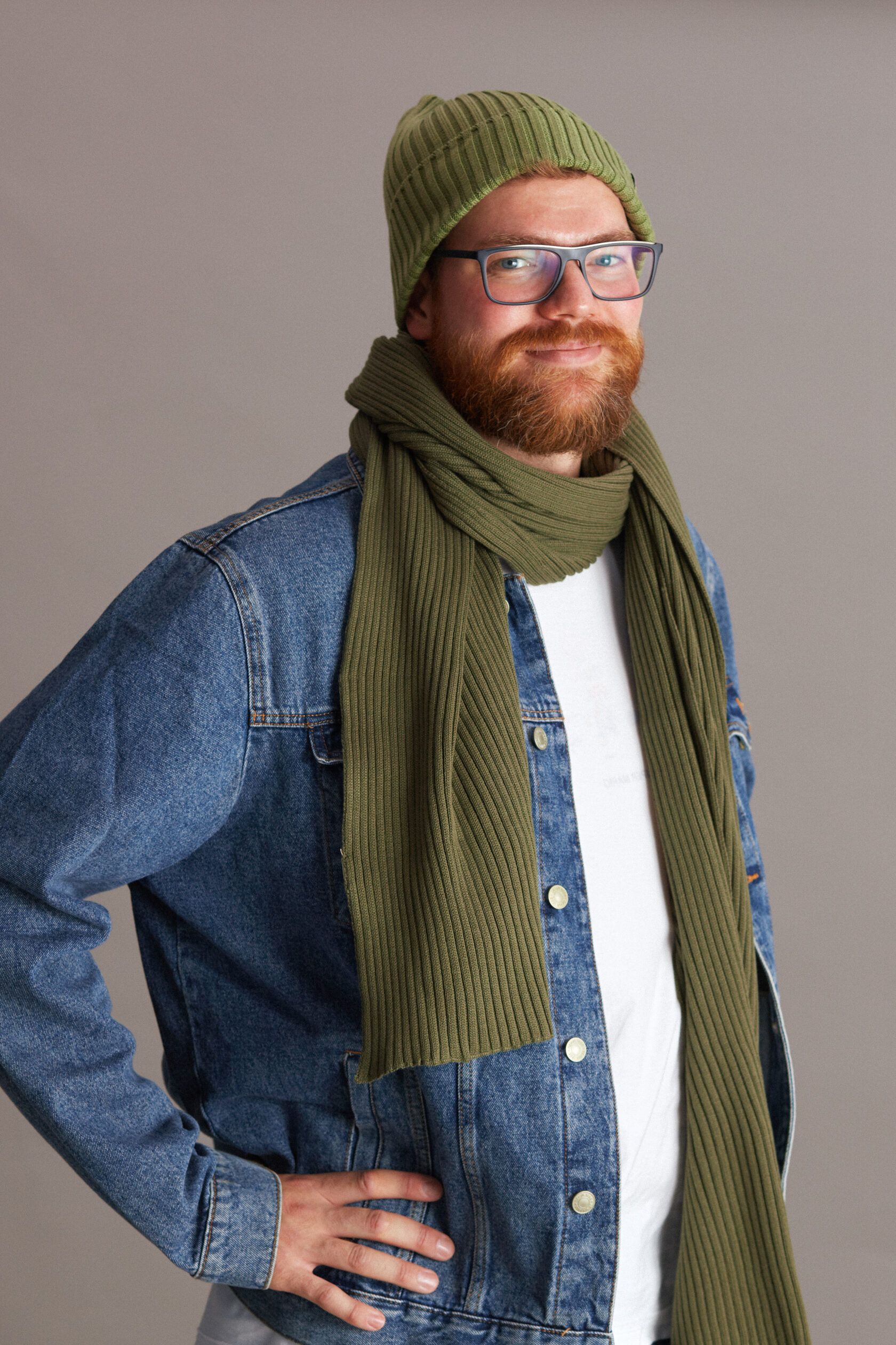 Шарф взрослый хаки undefined