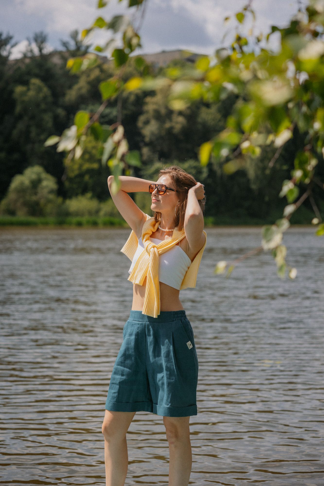 Шорты льняные морская волна L