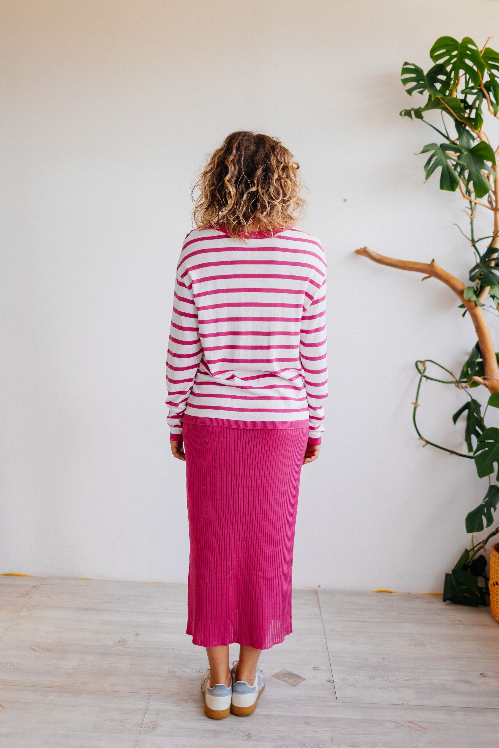 Юбка трикотажная в рубчик макси фуксия M-L