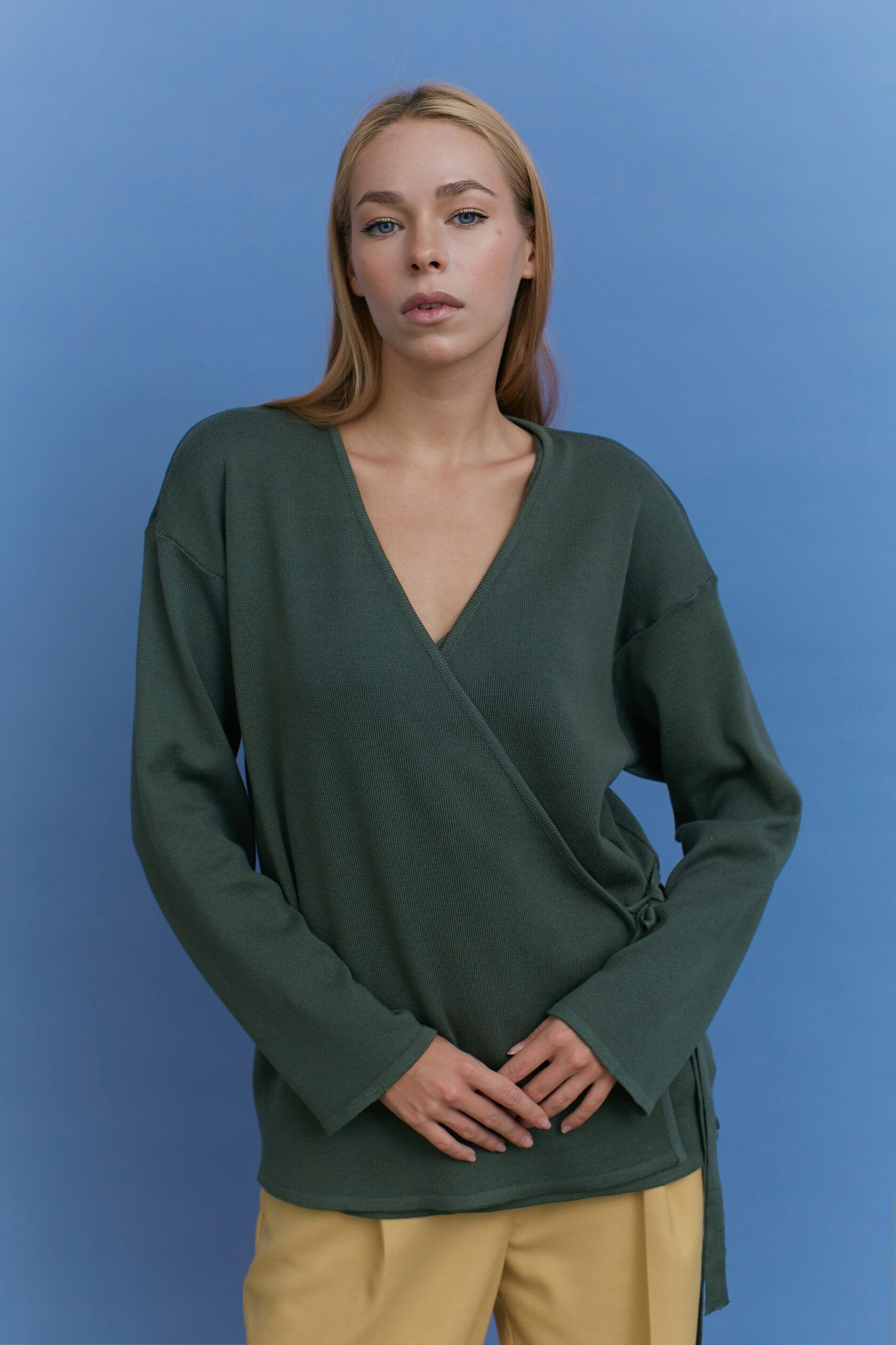 Кардиган трикотажный на завязках зеленая полынь S-L