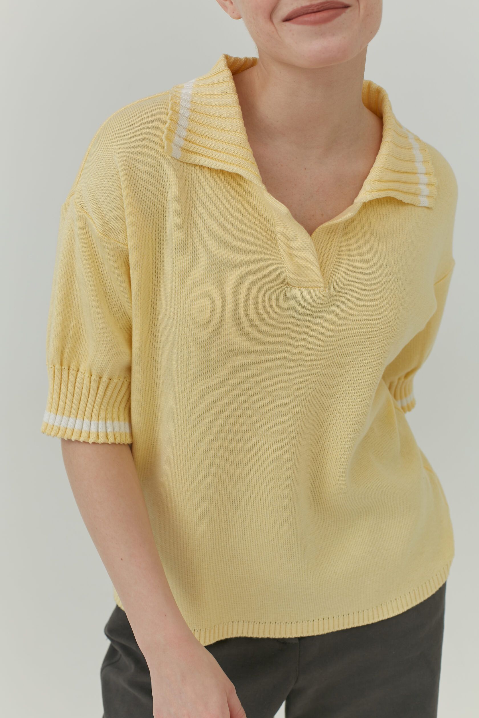 Поло трикотажное светло-желтый M-L