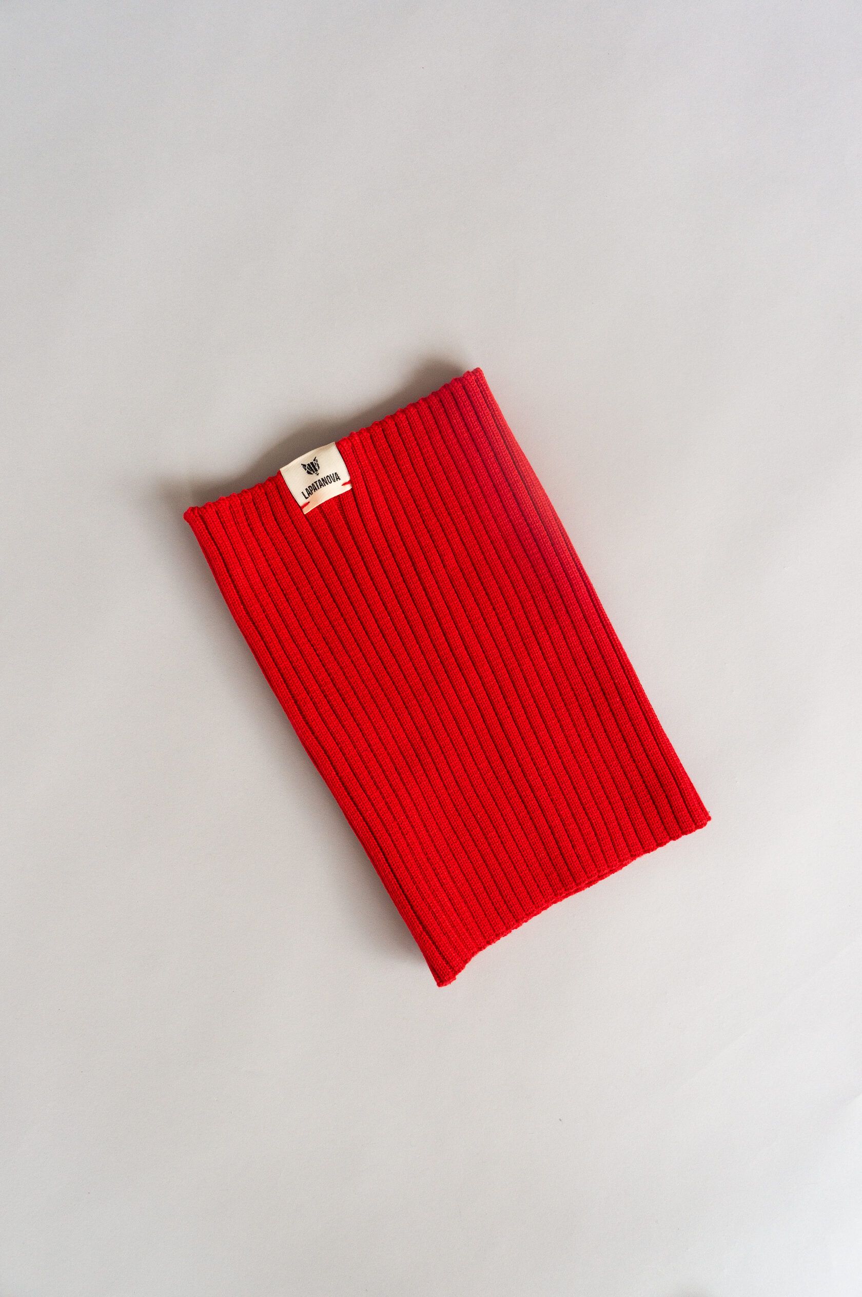 Снуд алый S-L