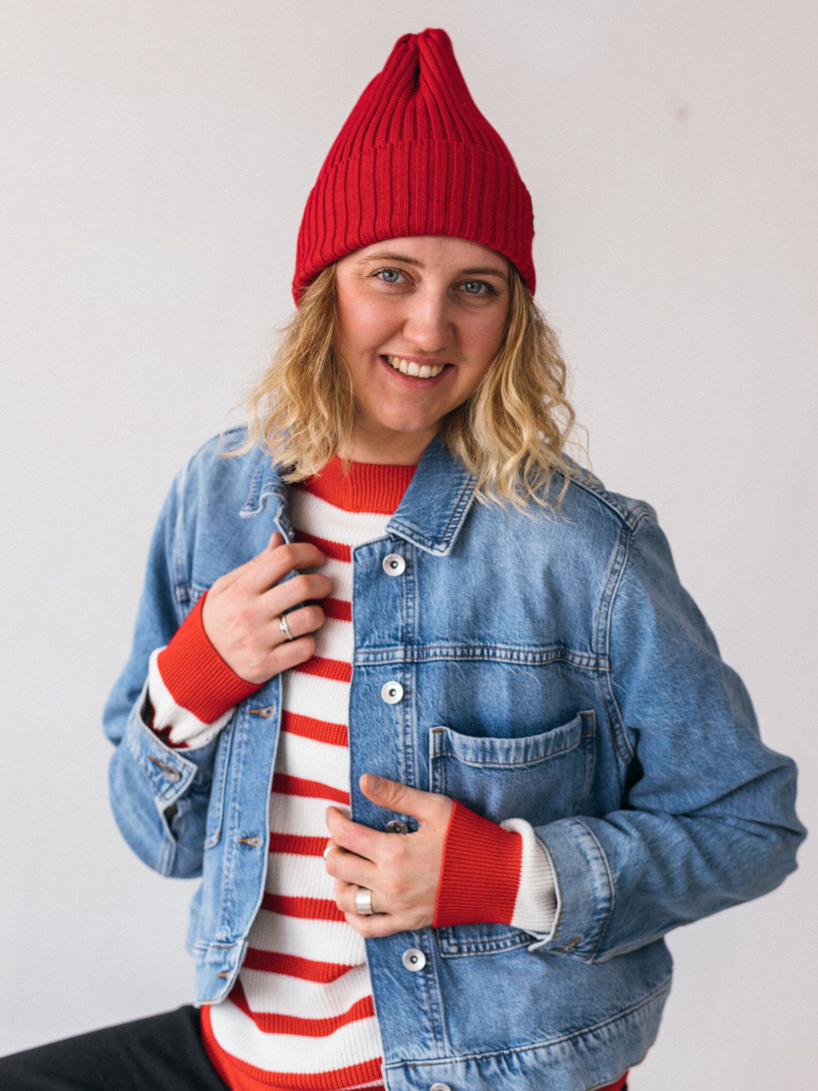 Шапка взрослая красный S-L