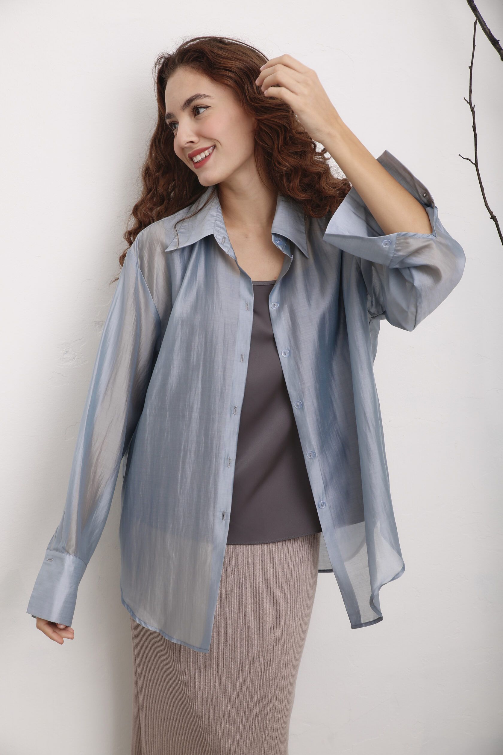 Рубашка женская из тенсела серо-голубая one size