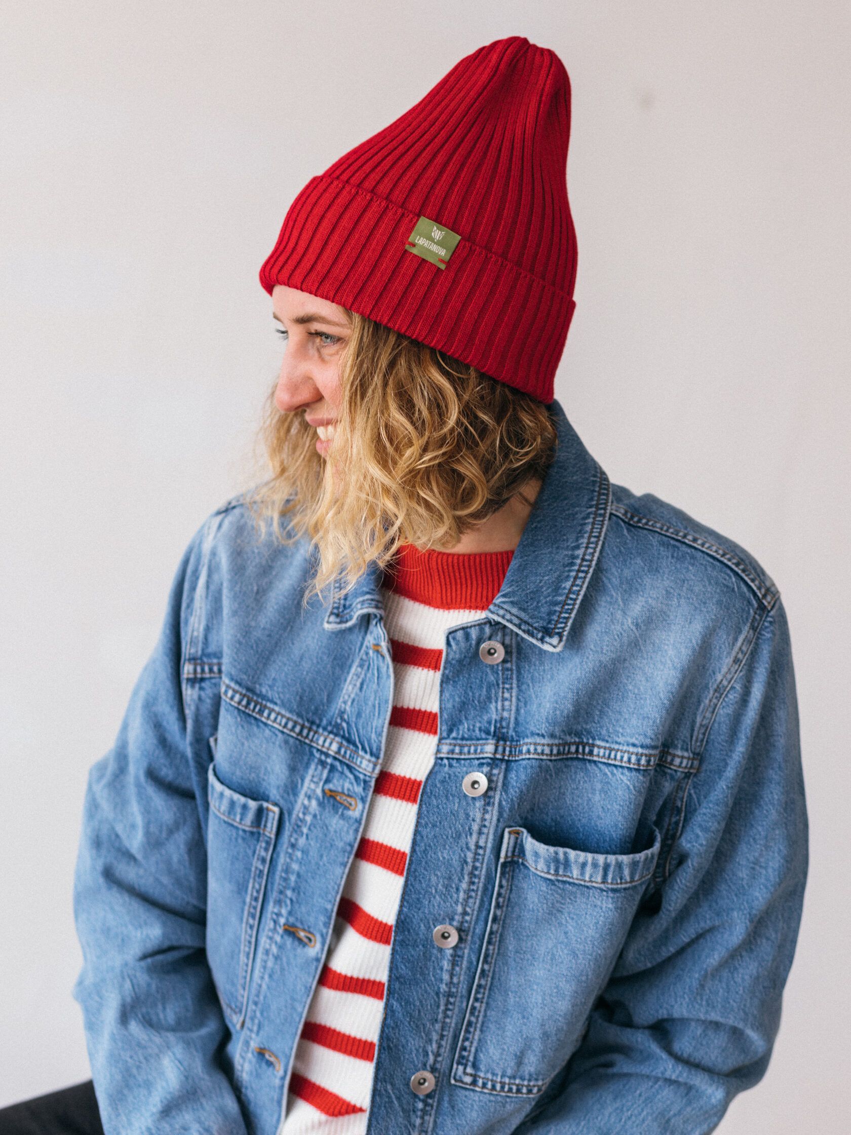 Шапка взрослая красный S-L