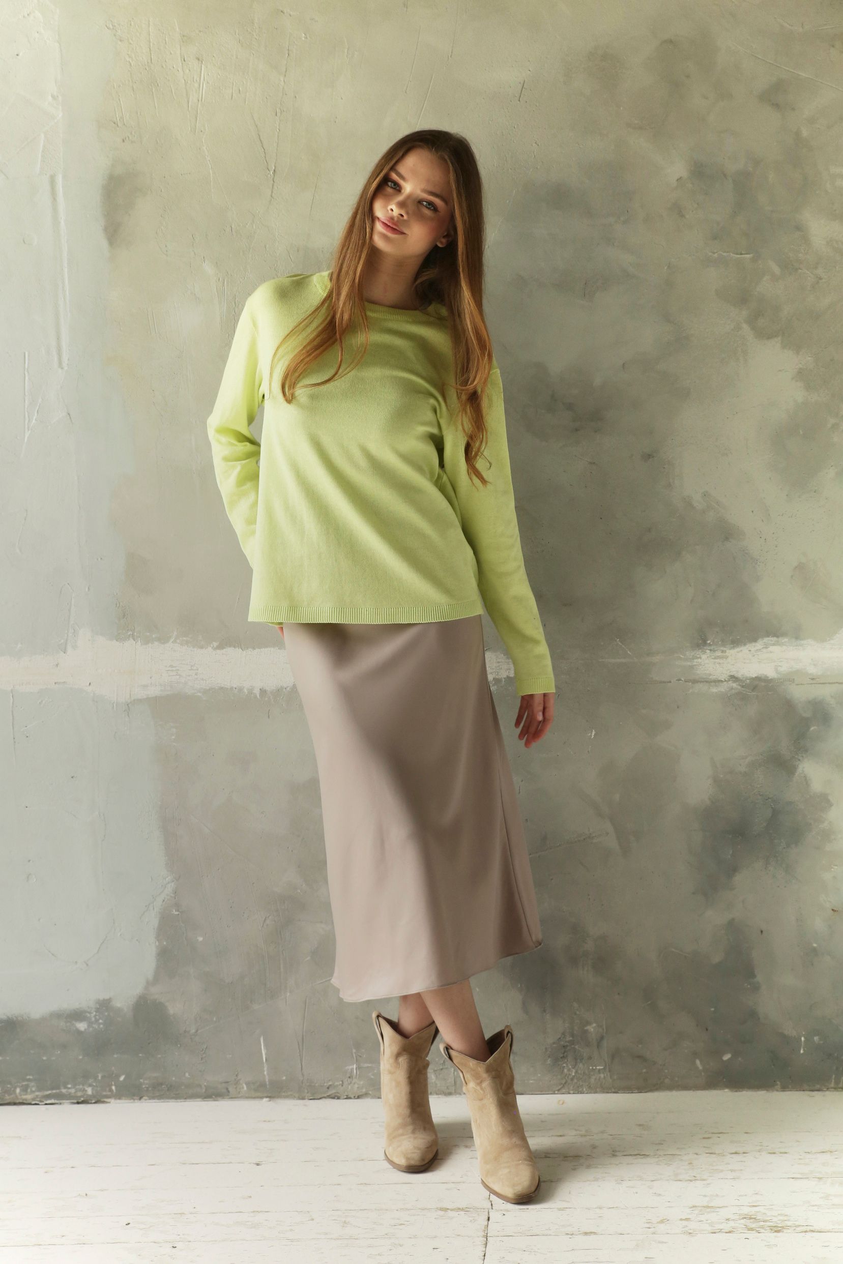 Лонгслив женский лайм L