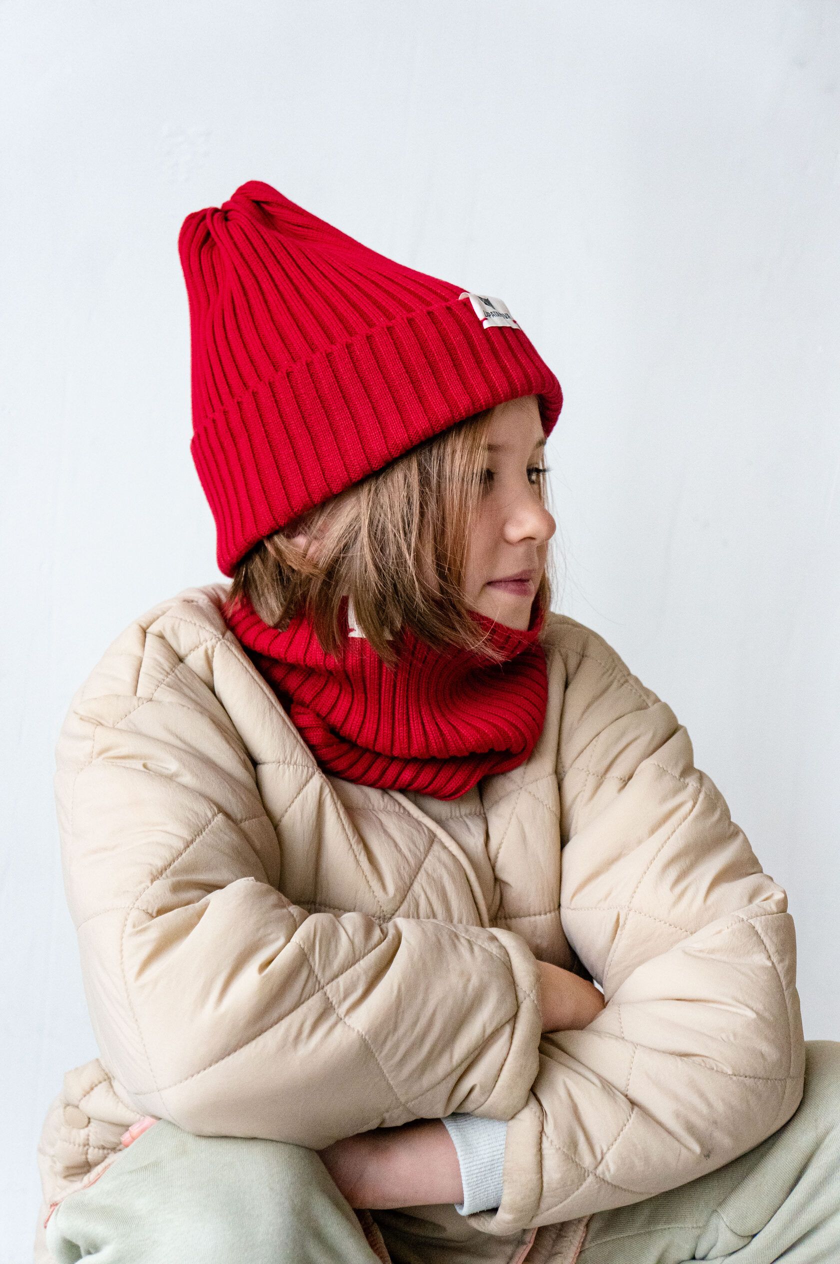 Шапка детская красный L(4-6 лет)