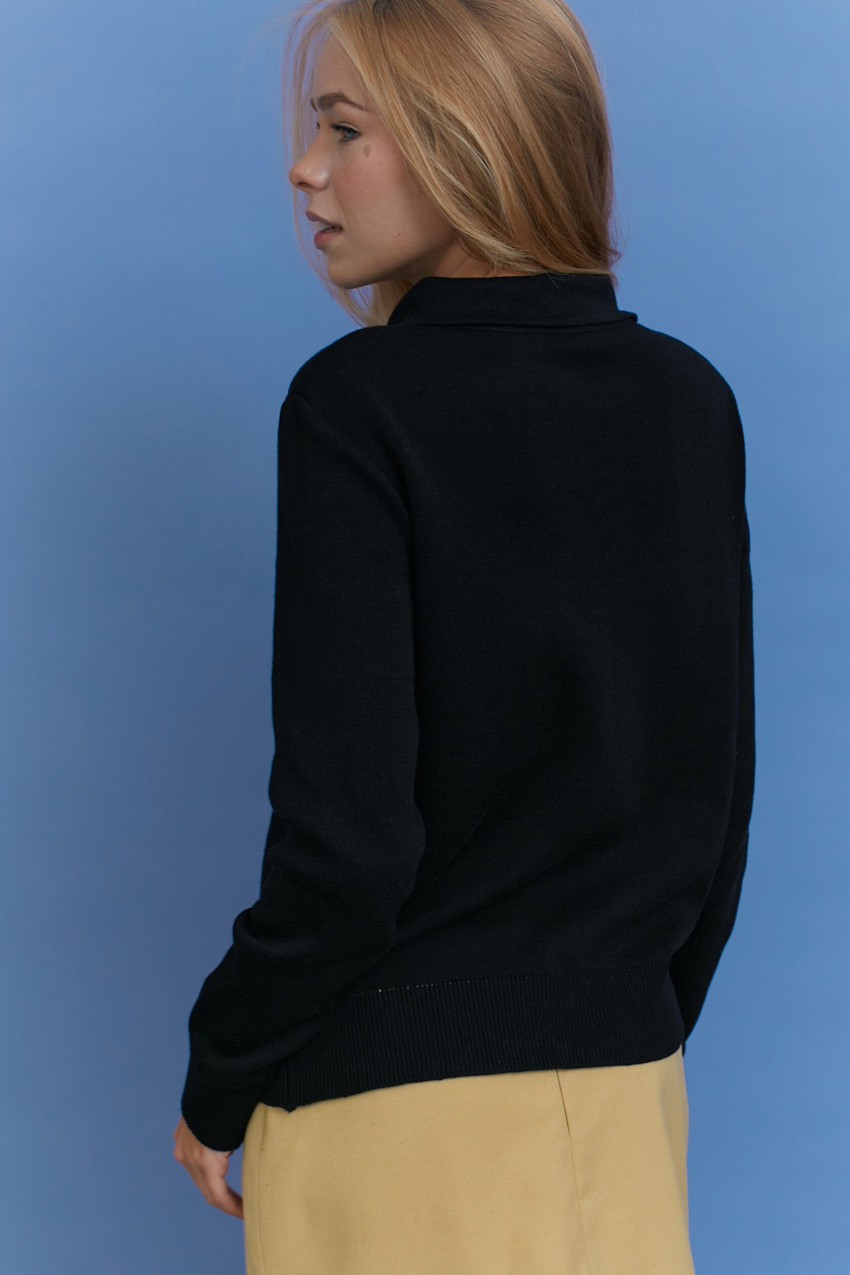 Кардиган с воротником на пуговицах черный S-L